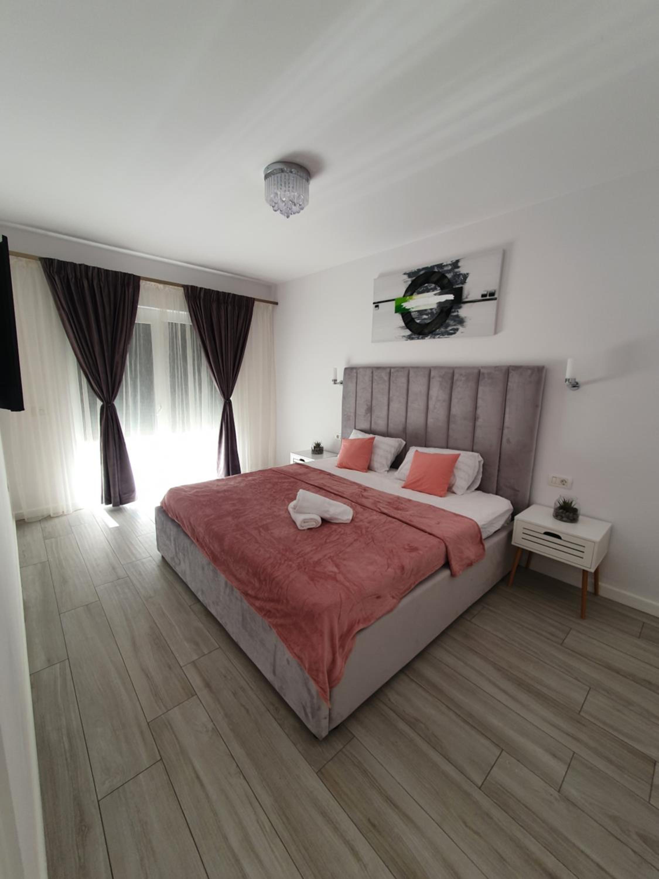 One-Bedroom Apartment - Photo 23