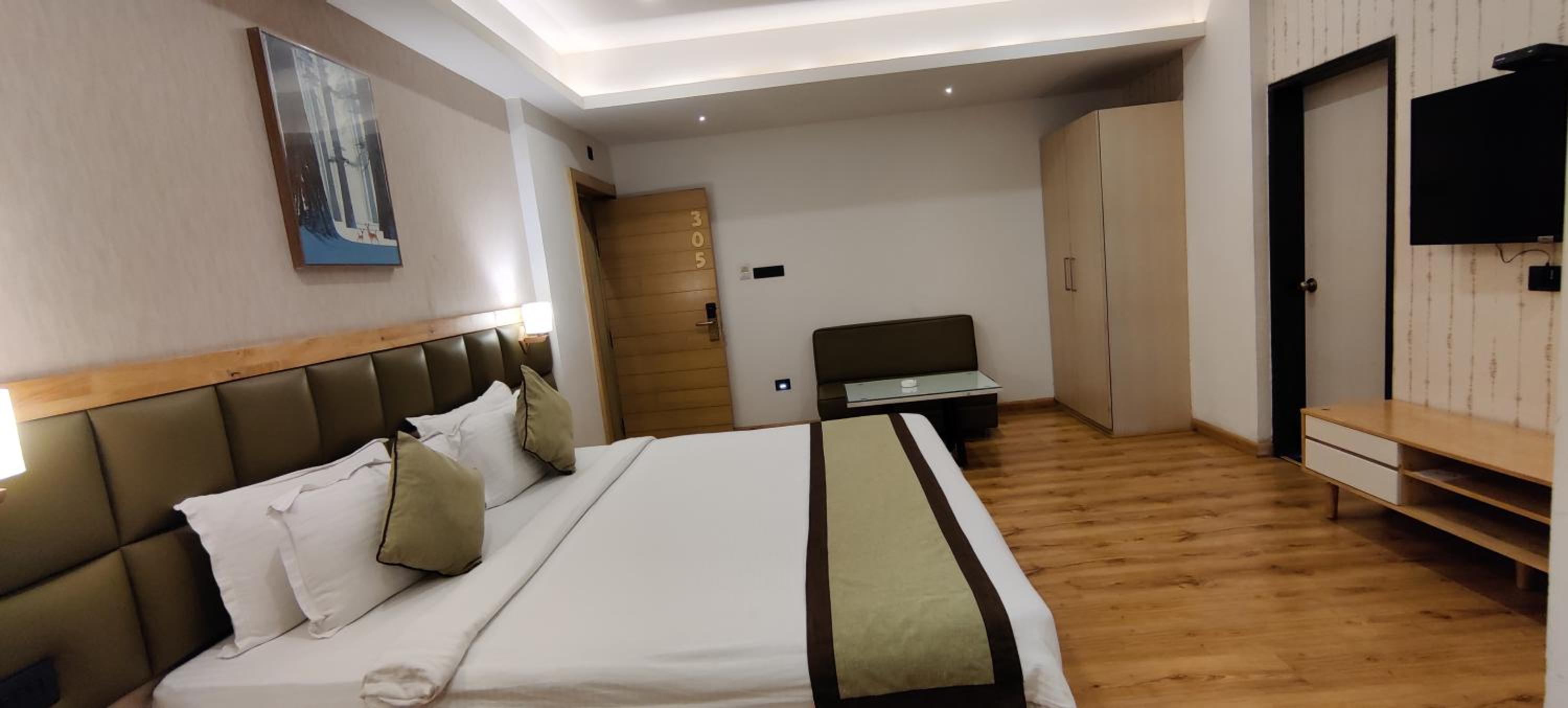 Budget Double Room - Photo 1