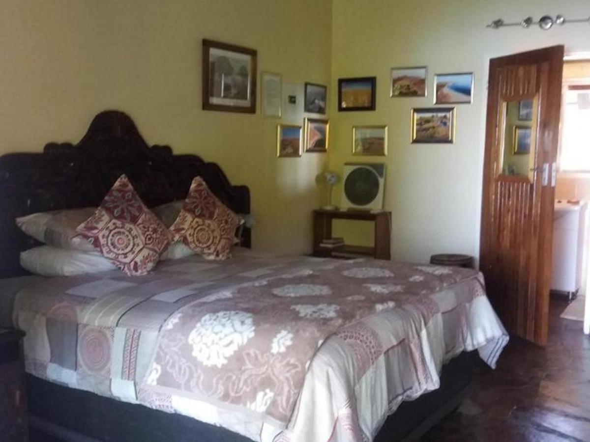 Deluxe Chalet photo 3