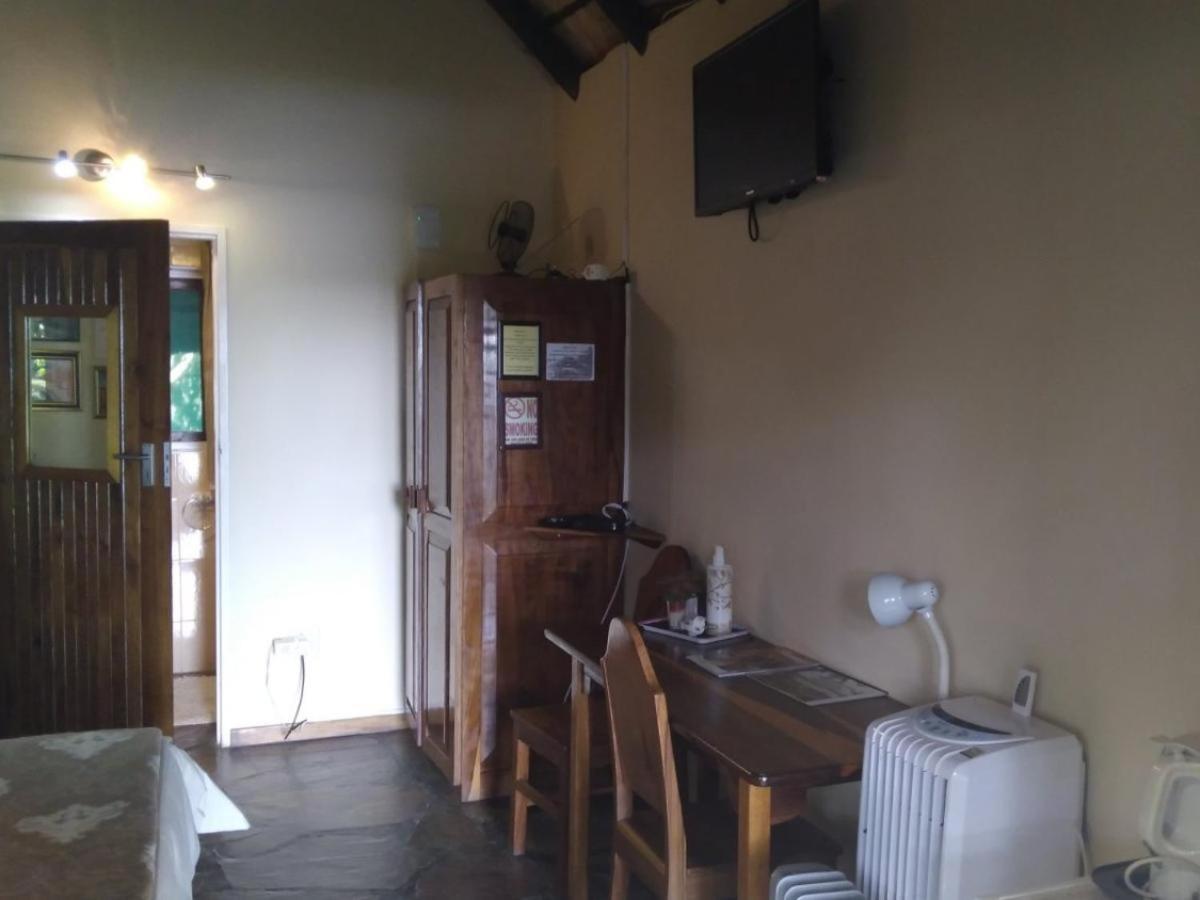 Standard Double Room photo 3