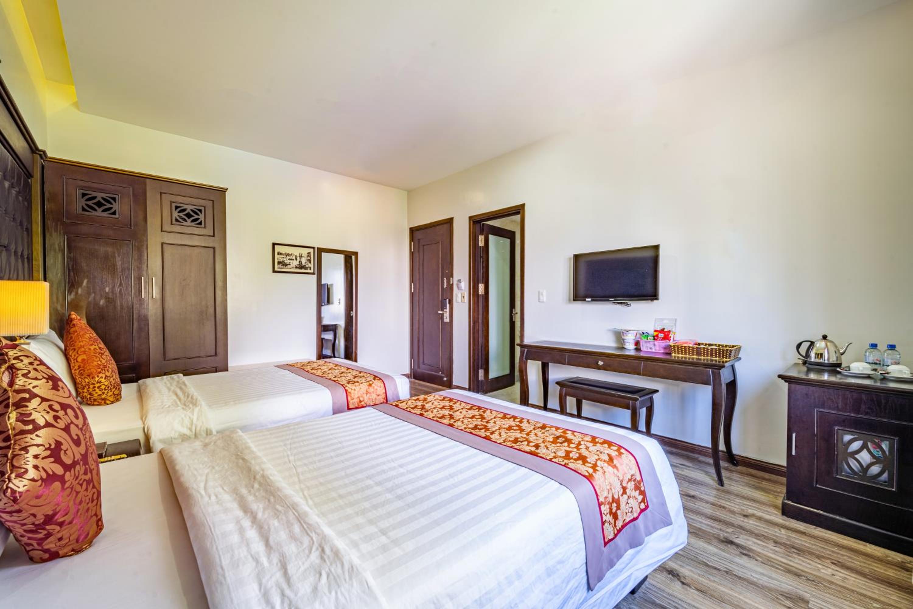 Superior Twin Room photo 3