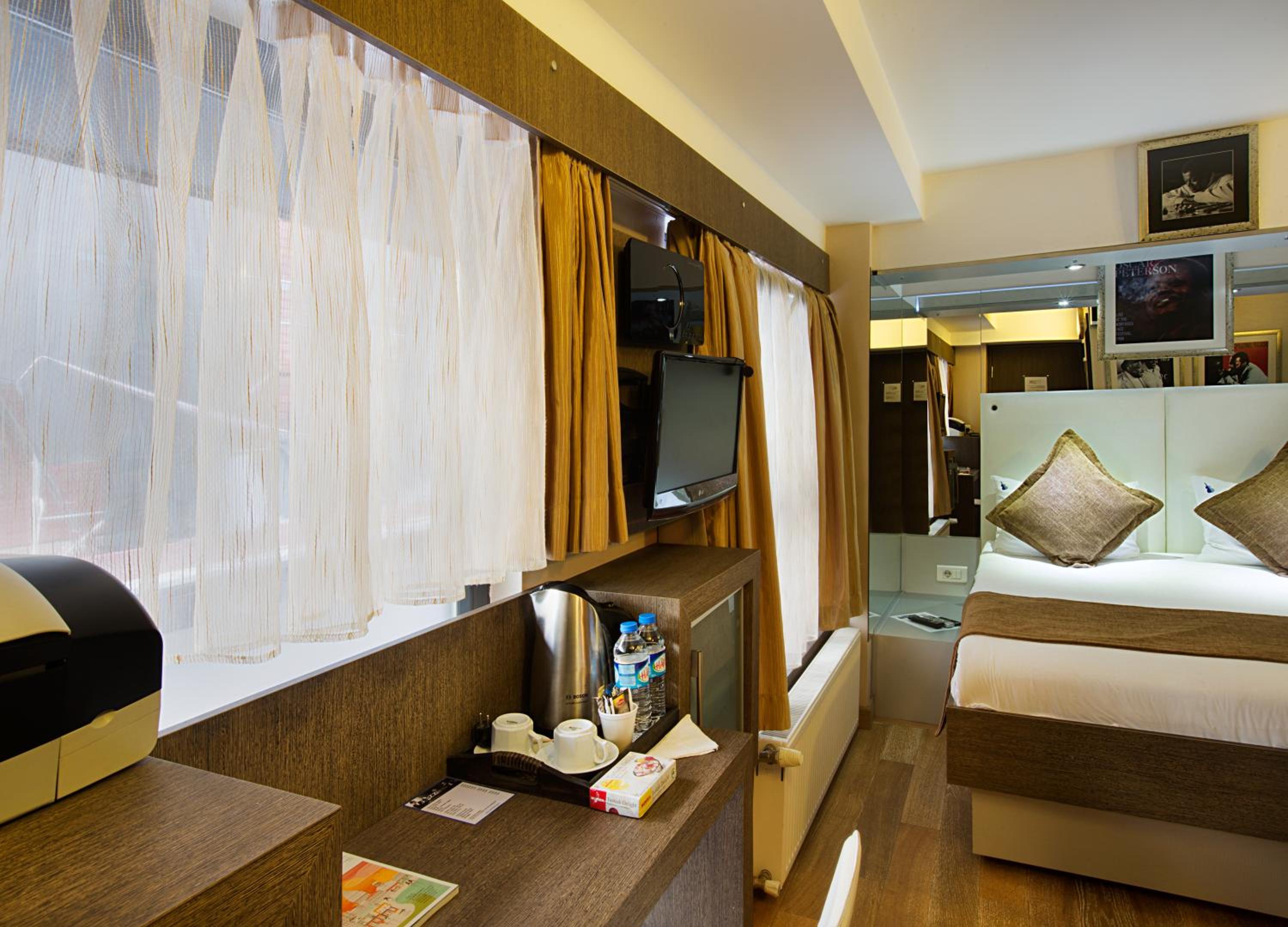 Budget Double Room photo 1