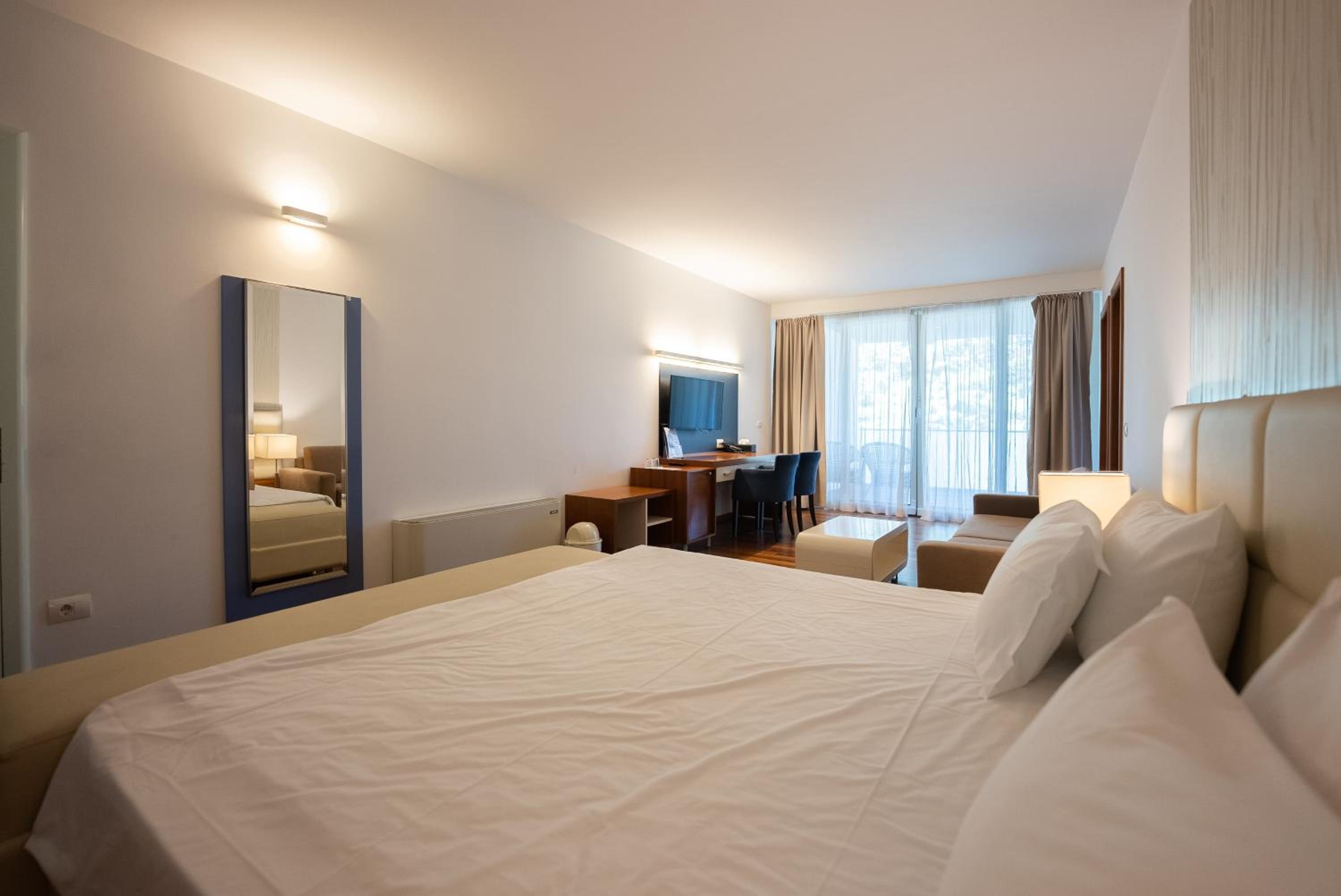Deluxe Double Room with Balcony