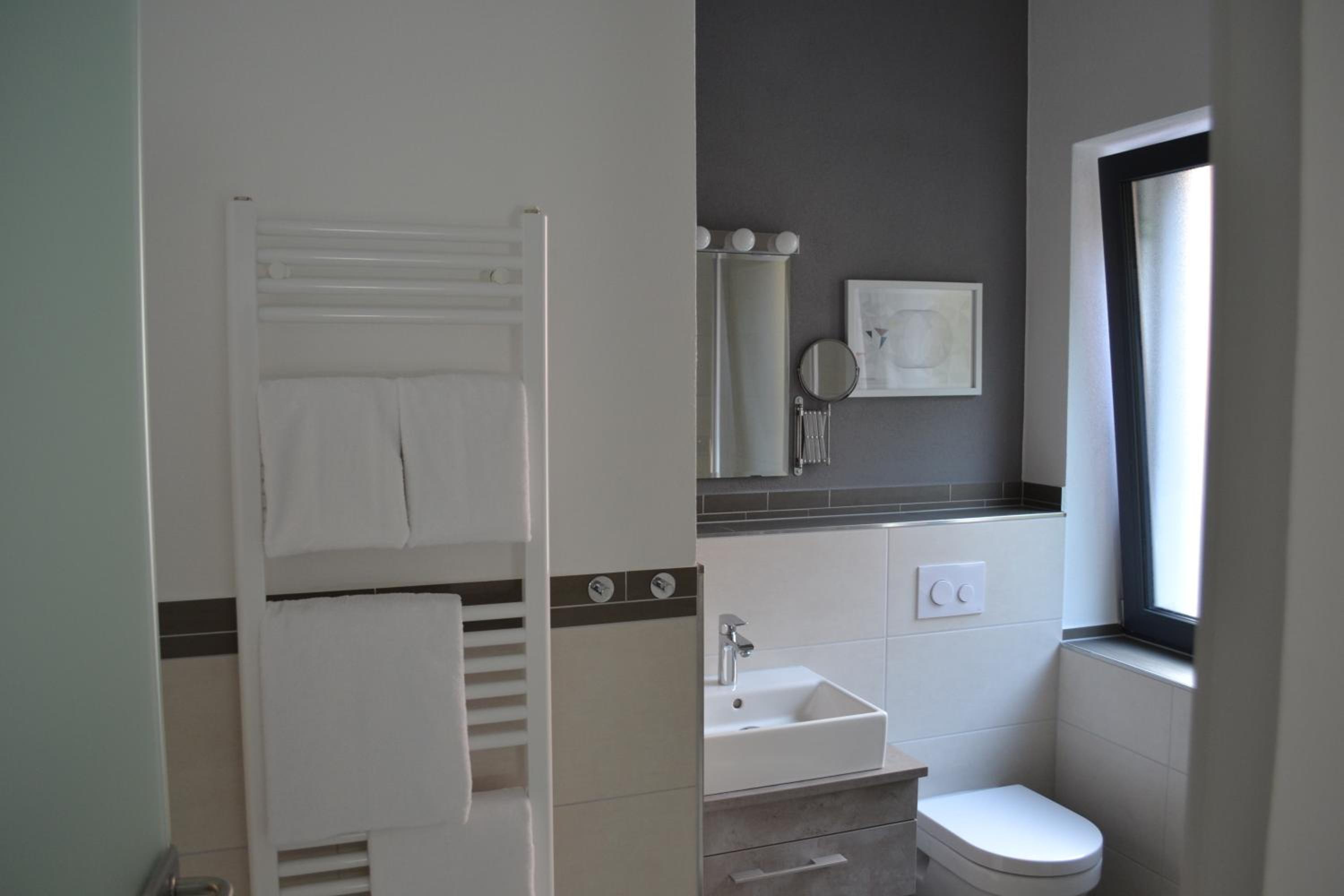 Double Room - Photo 3
