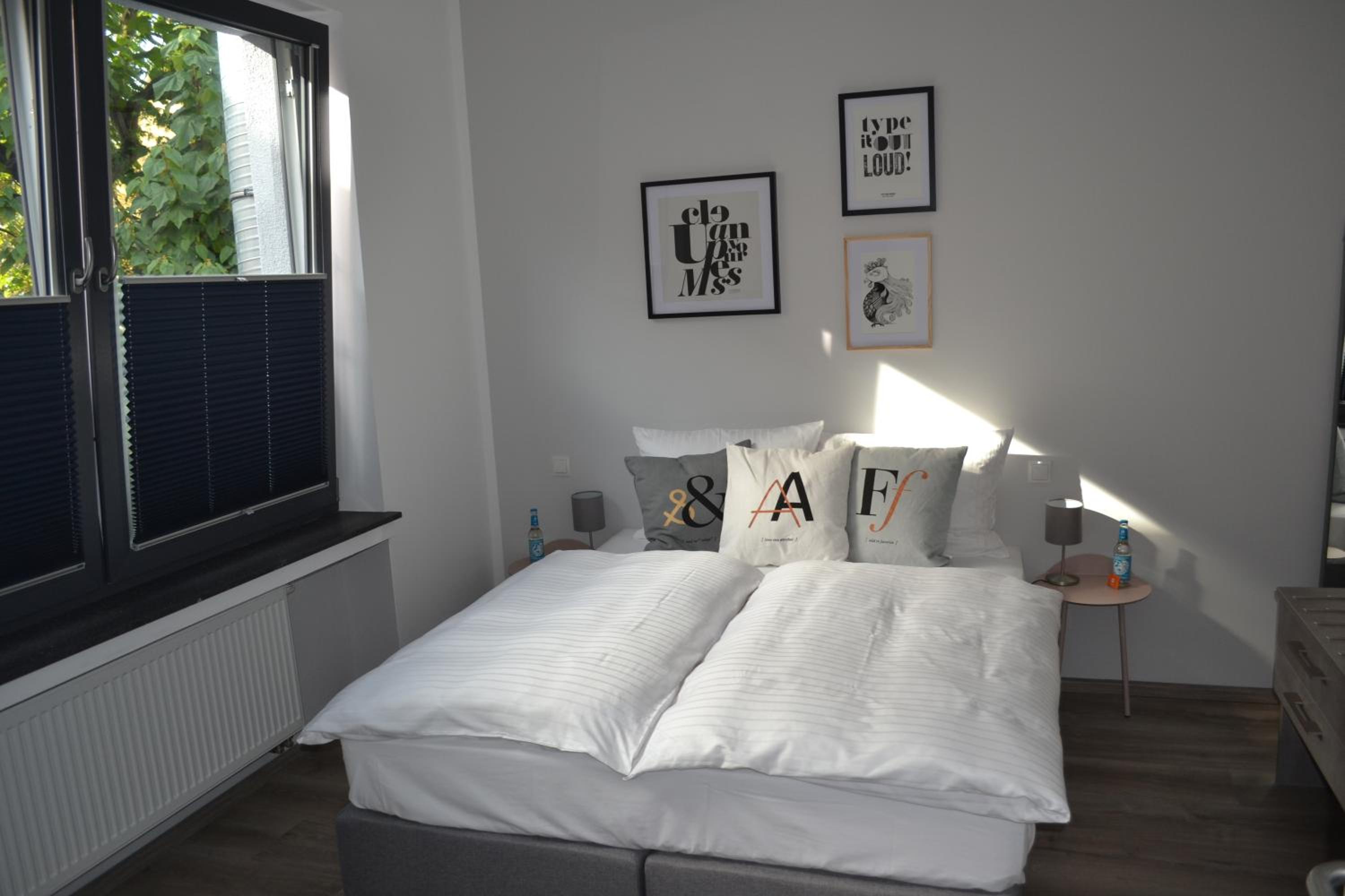 Double Room - Photo 2