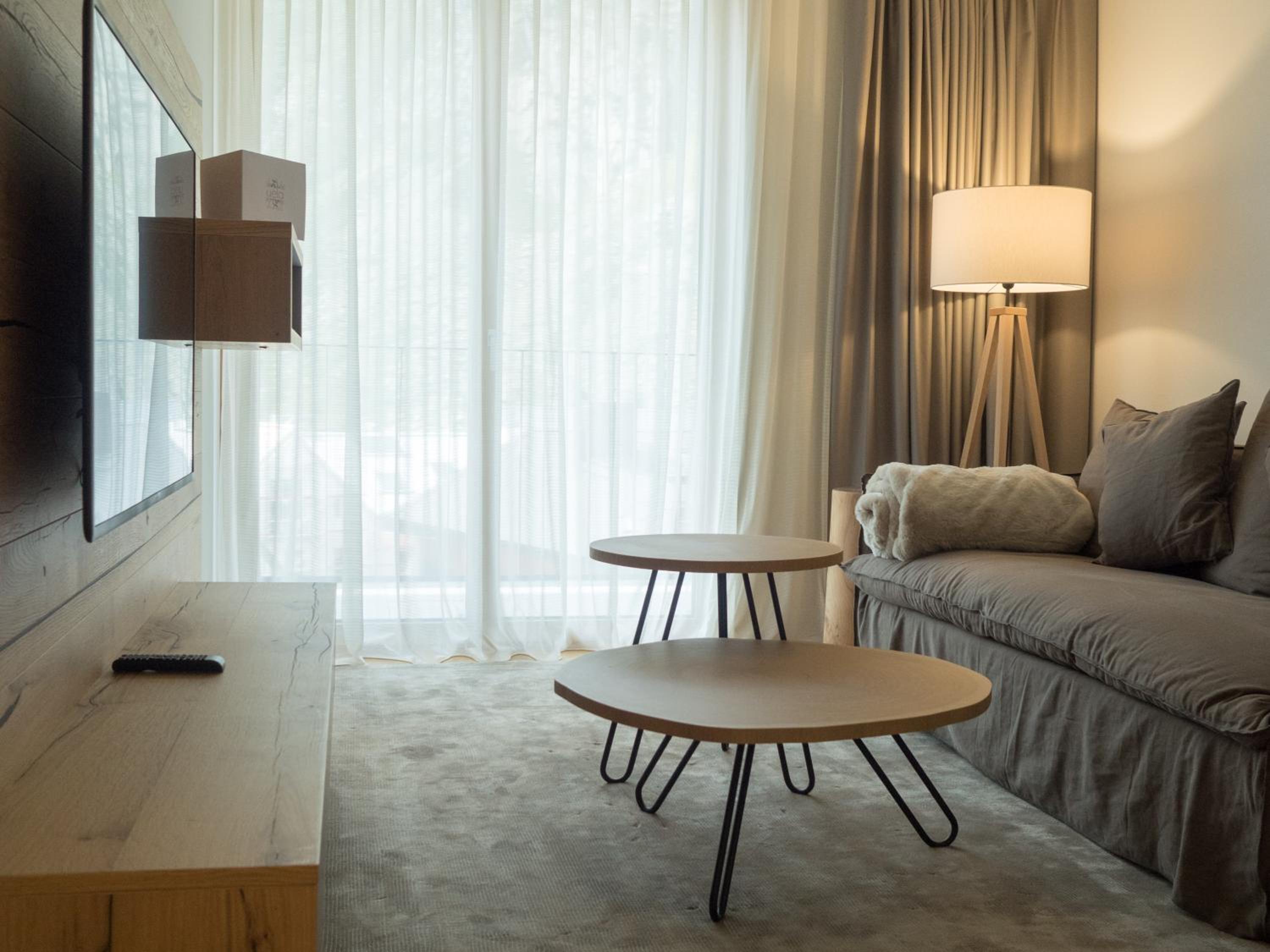 One-Bedroom King Residence