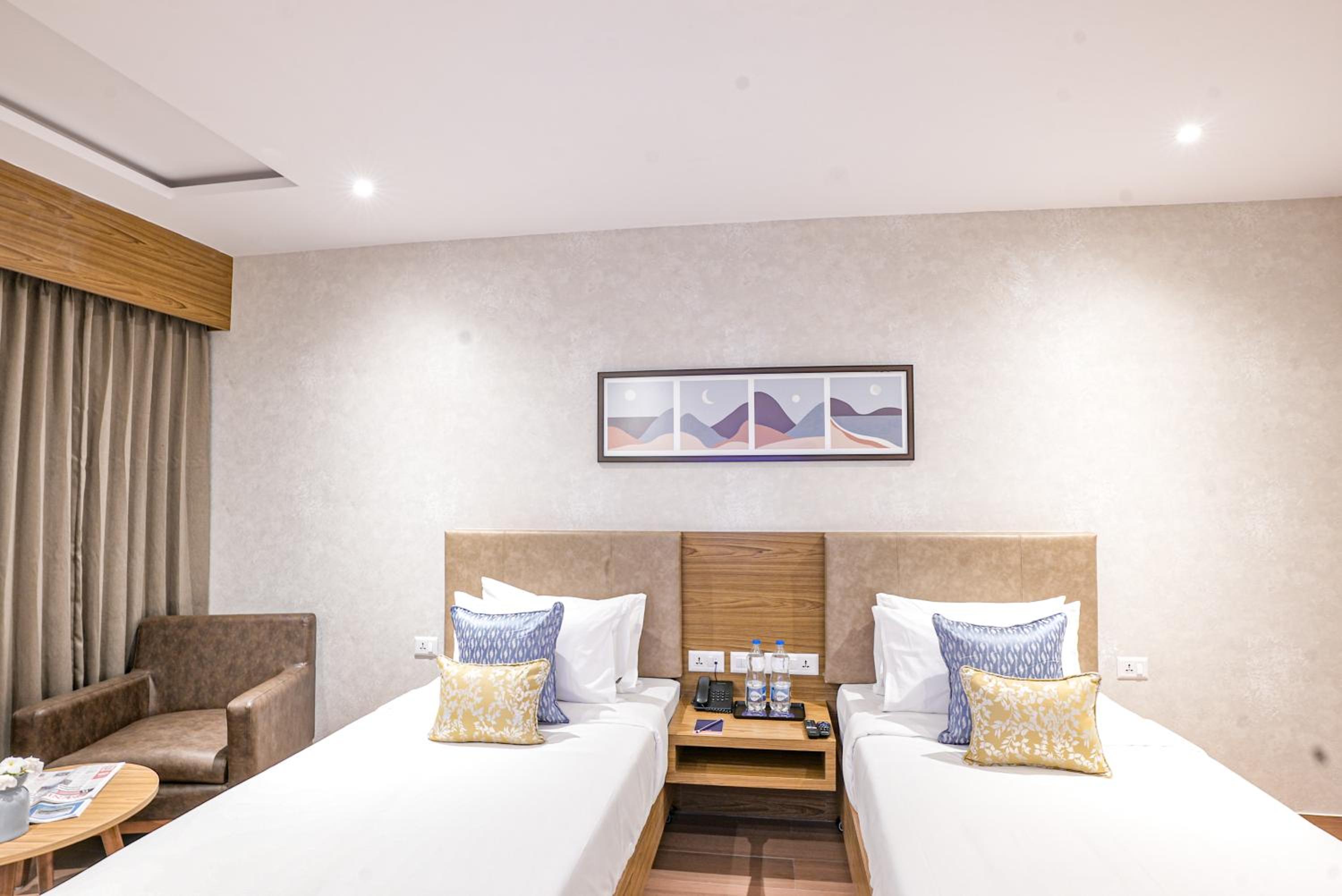 Deluxe Twin Room - Photo 2