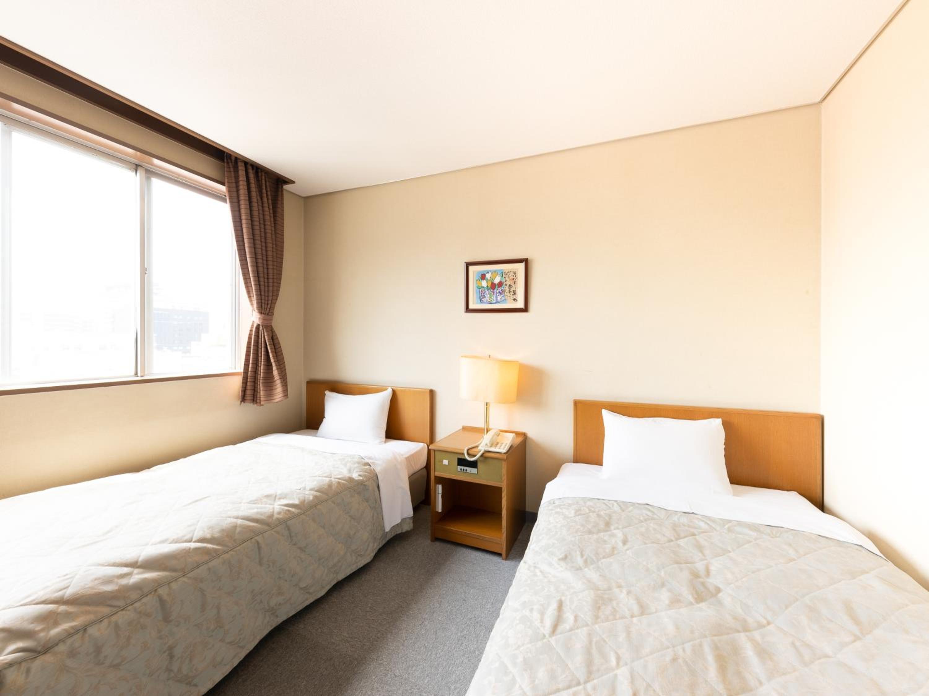 Standard Twin Room - Non-Smoking - Photo 3