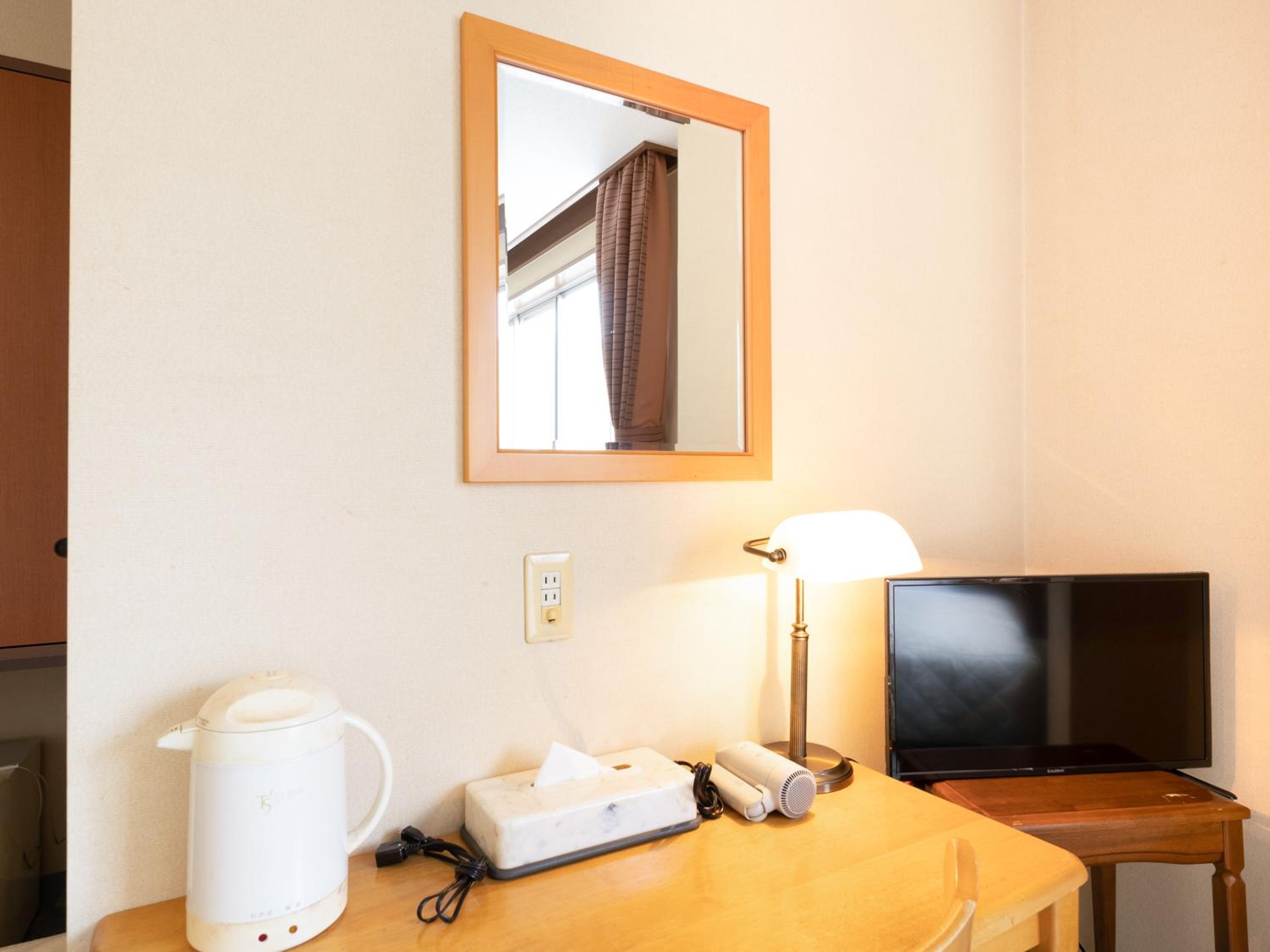 Standard Twin Room - Non-Smoking - Photo 10