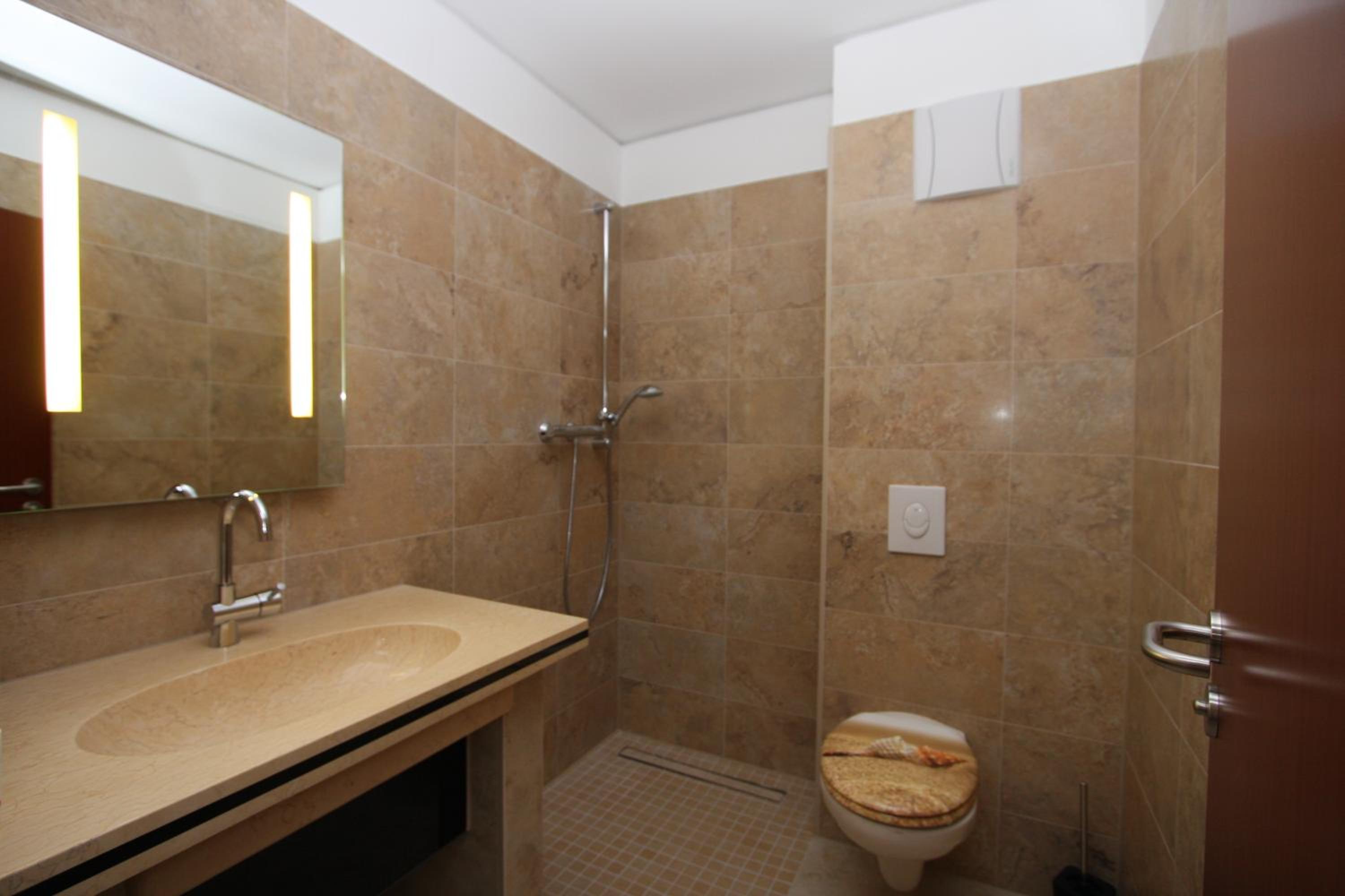 Double or Twin Room - Photo 2