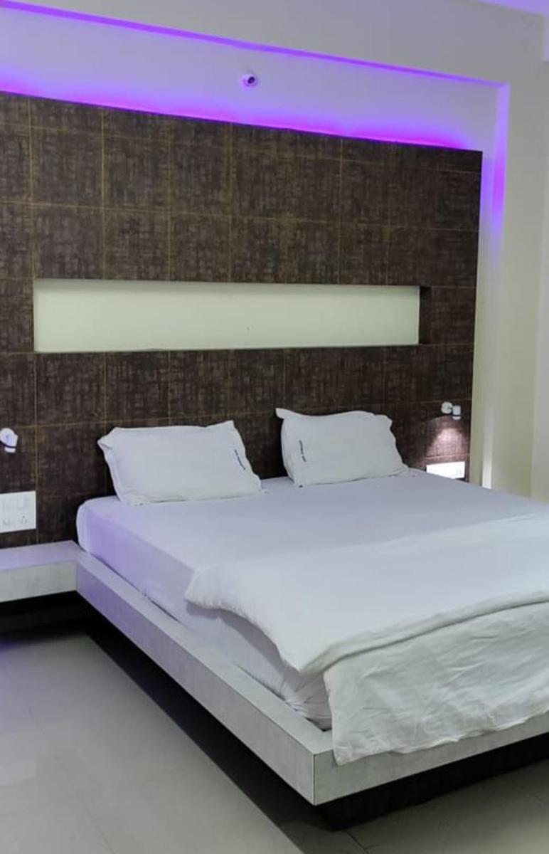 Budget Double Room - Photo 4