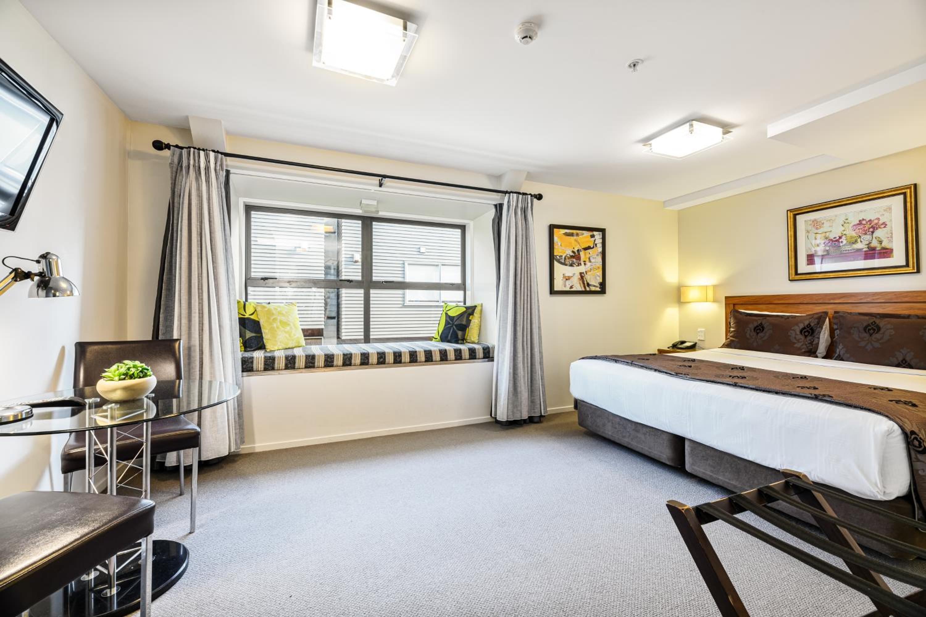 Executive Suite with Spa Bath - Photo 3