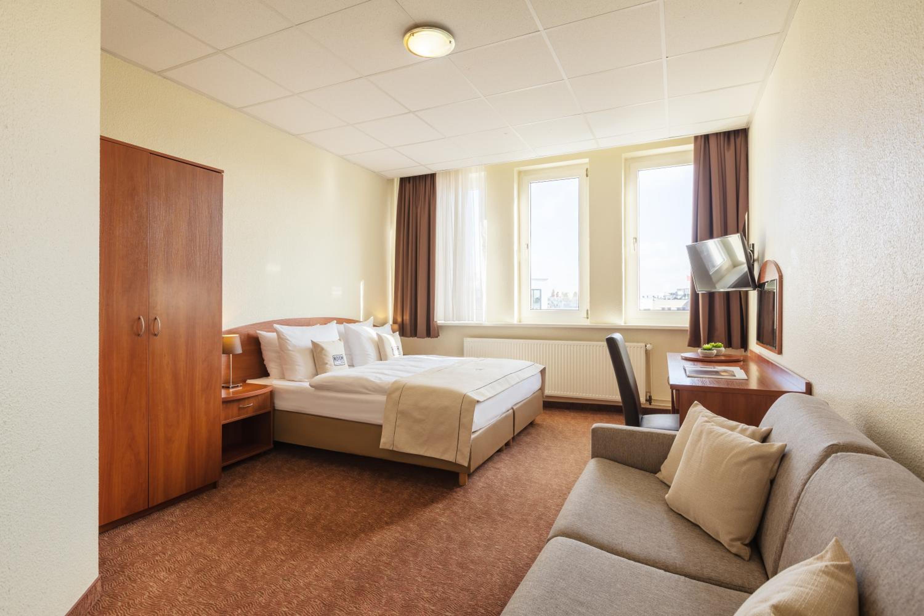 Triple Room - Photo 1