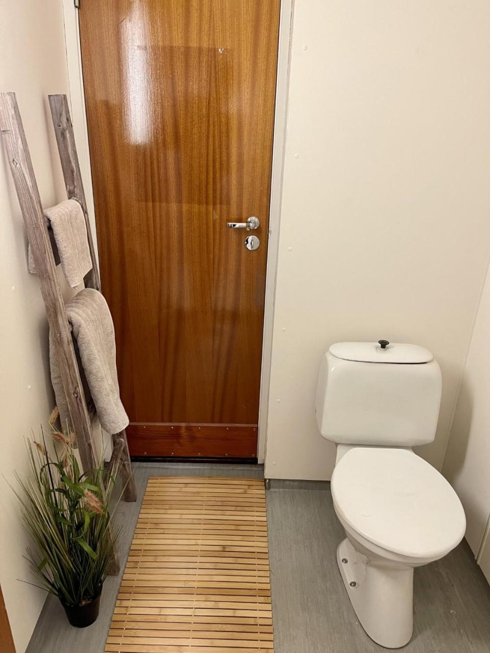 Superior, Double or Twin Room with Shared Bathroom photo 3