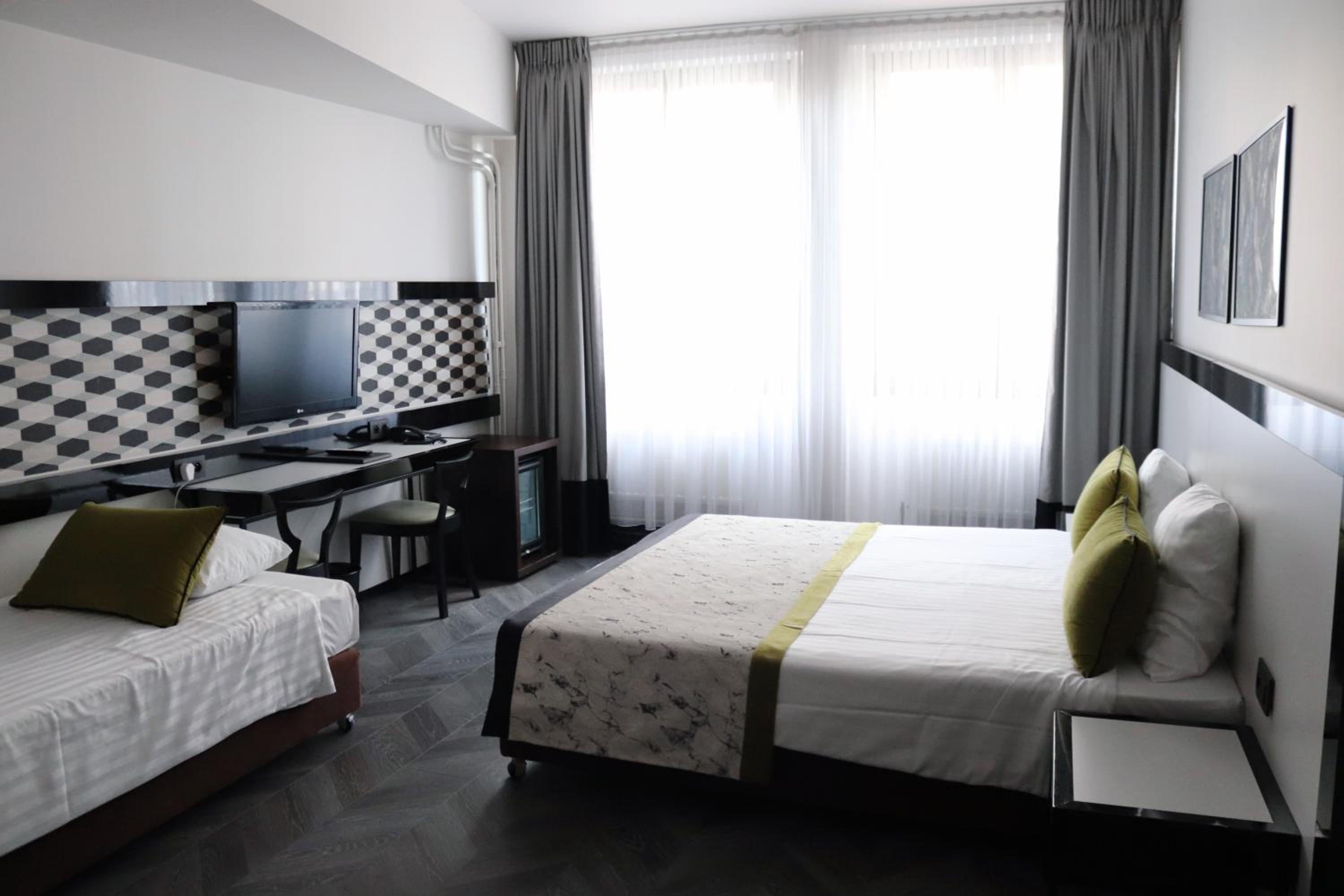 Executive Double Room - Photo 30
