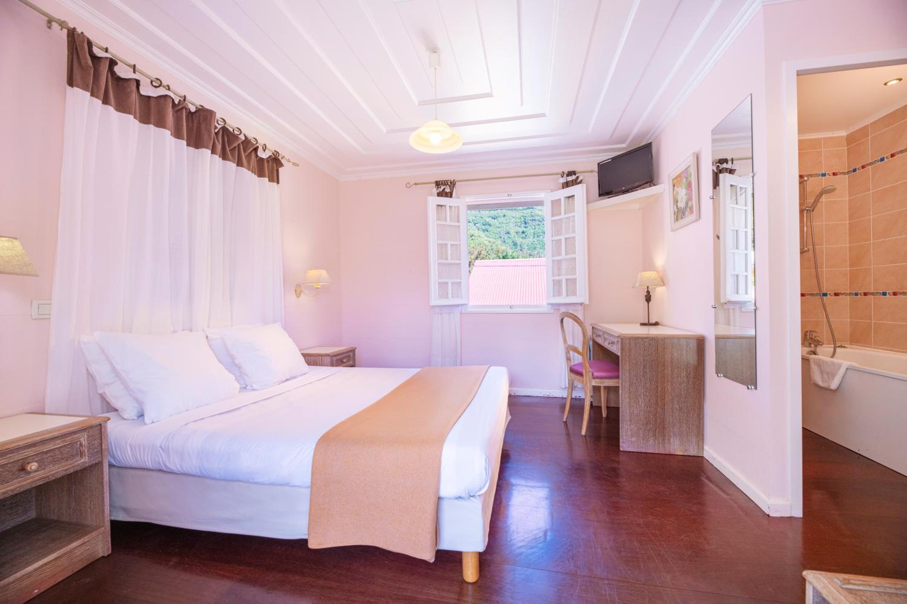 Standard Room - Photo 6
