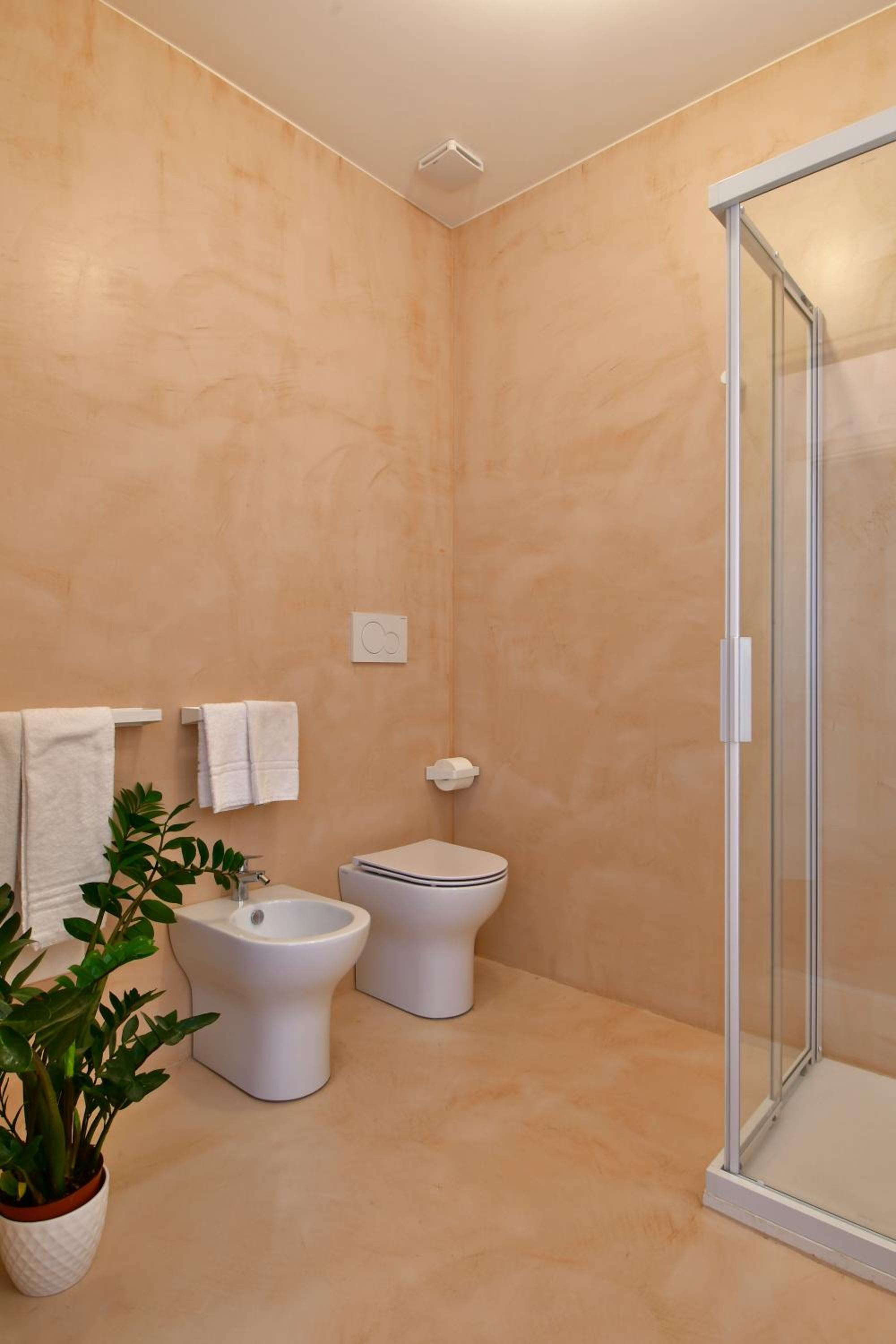 Standard Double or Twin Room - Photo 28