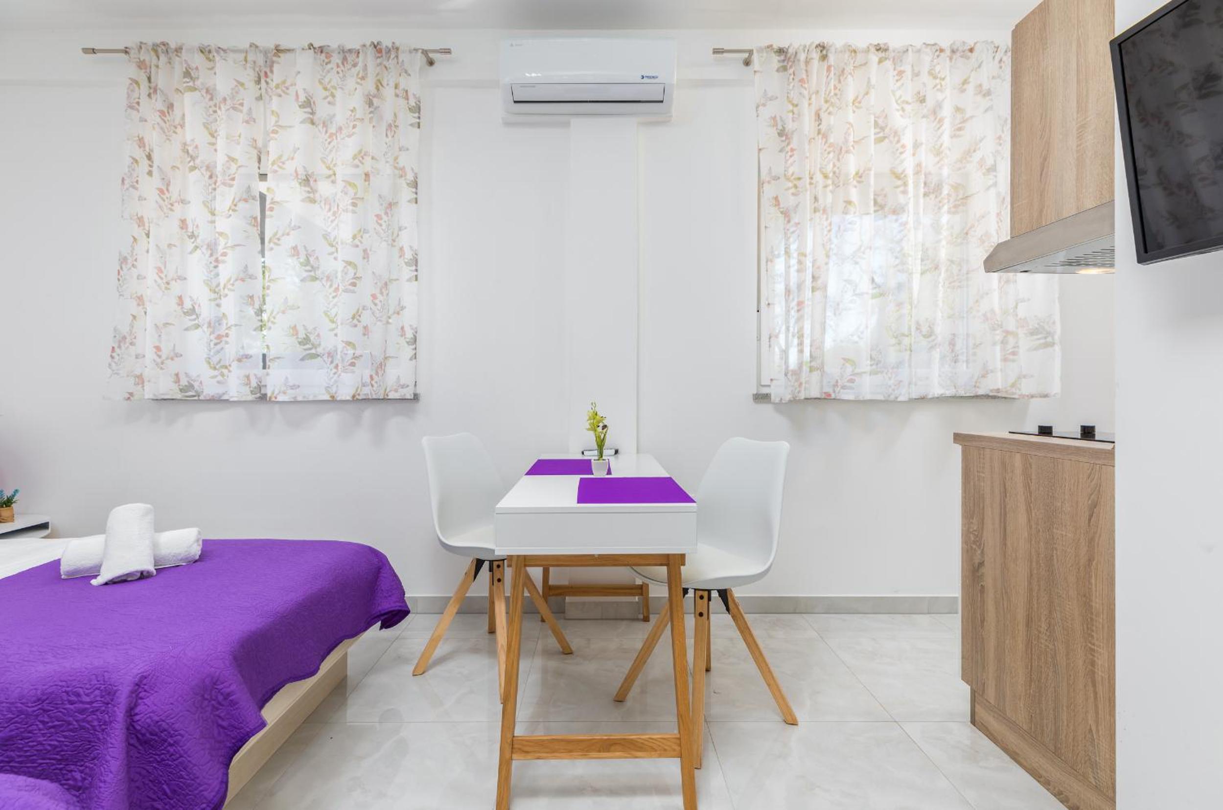 Studio with Sea View - Photo 7