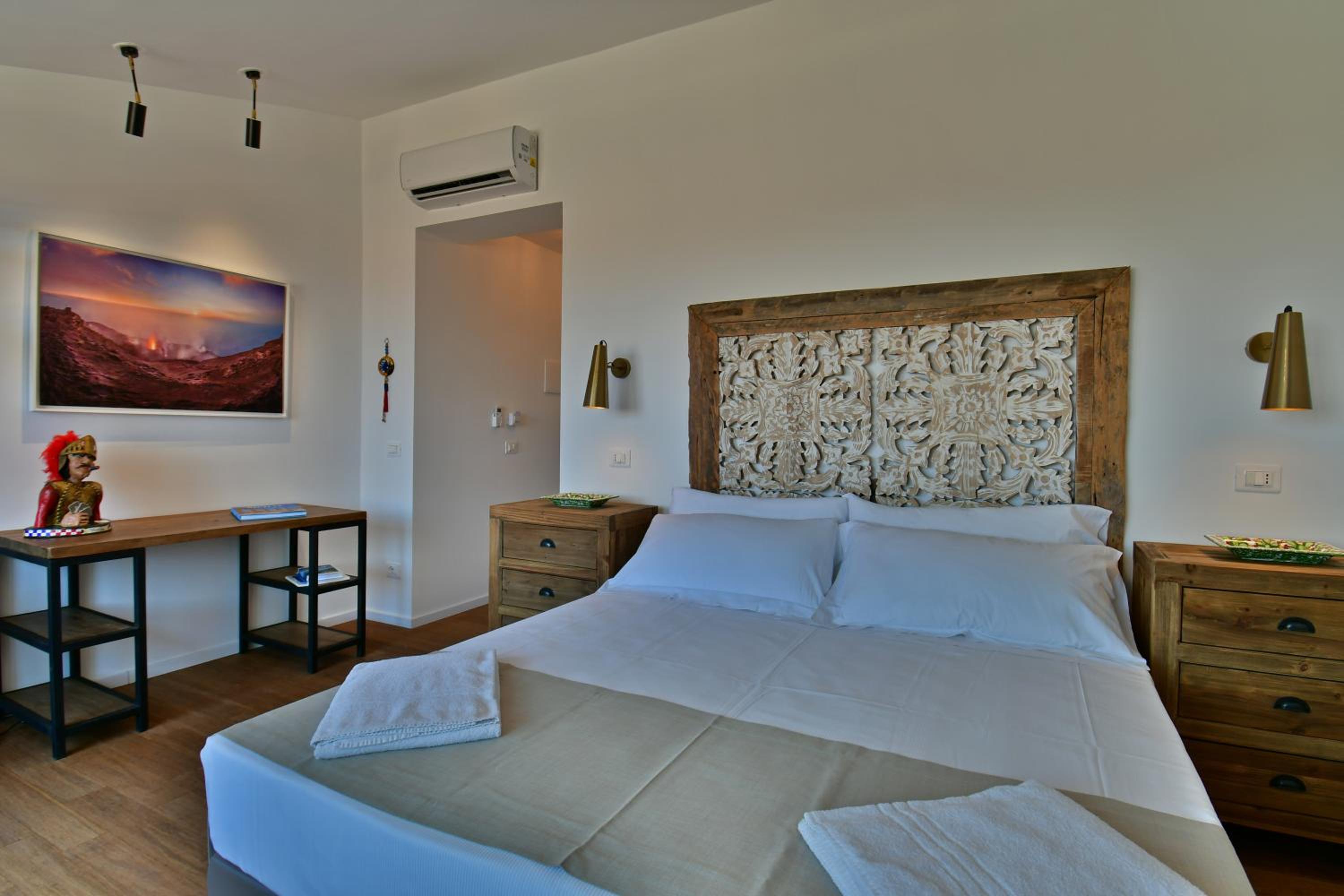 Superior Double or Twin Room - Photo 14