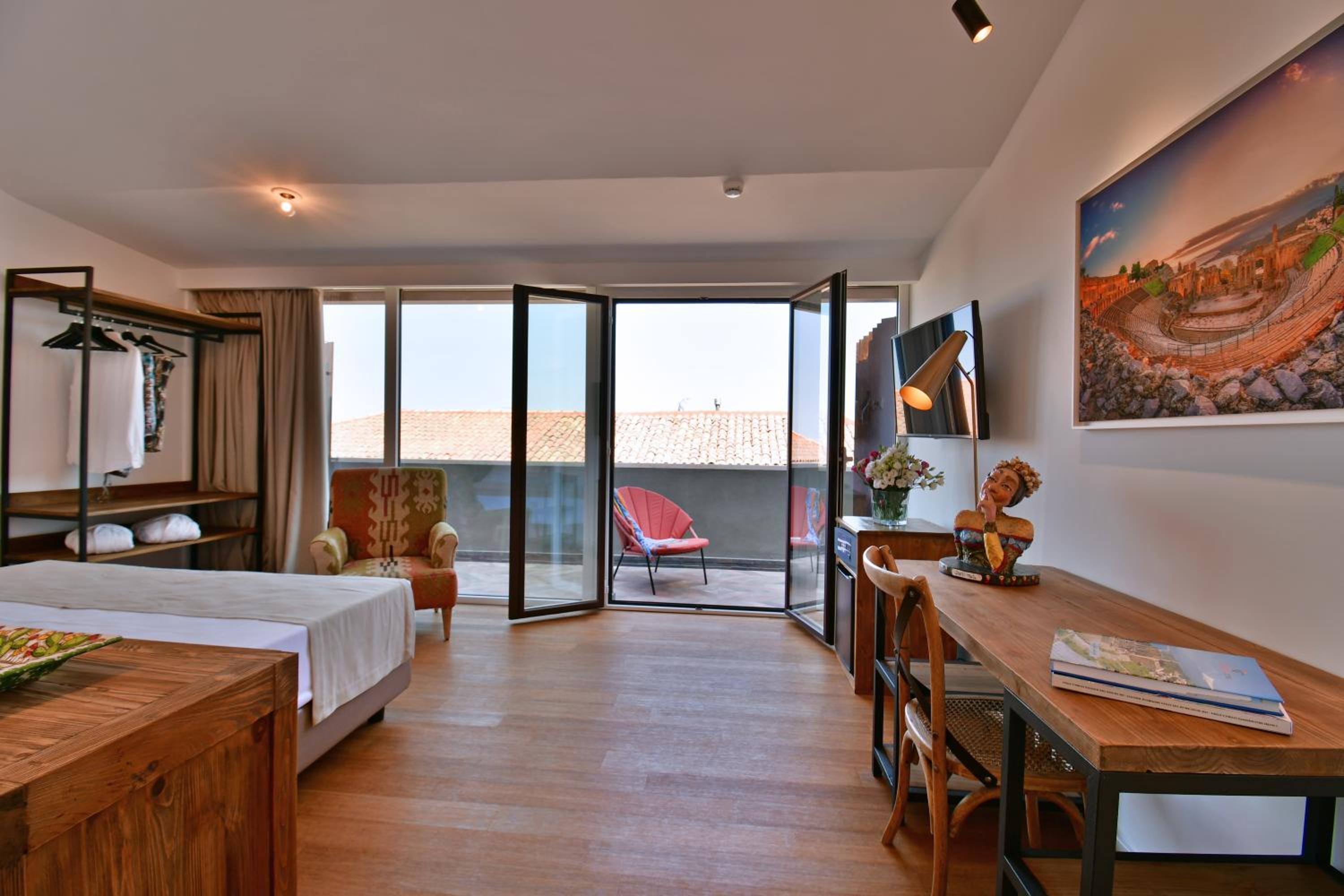 Superior Double or Twin Room - Photo 5