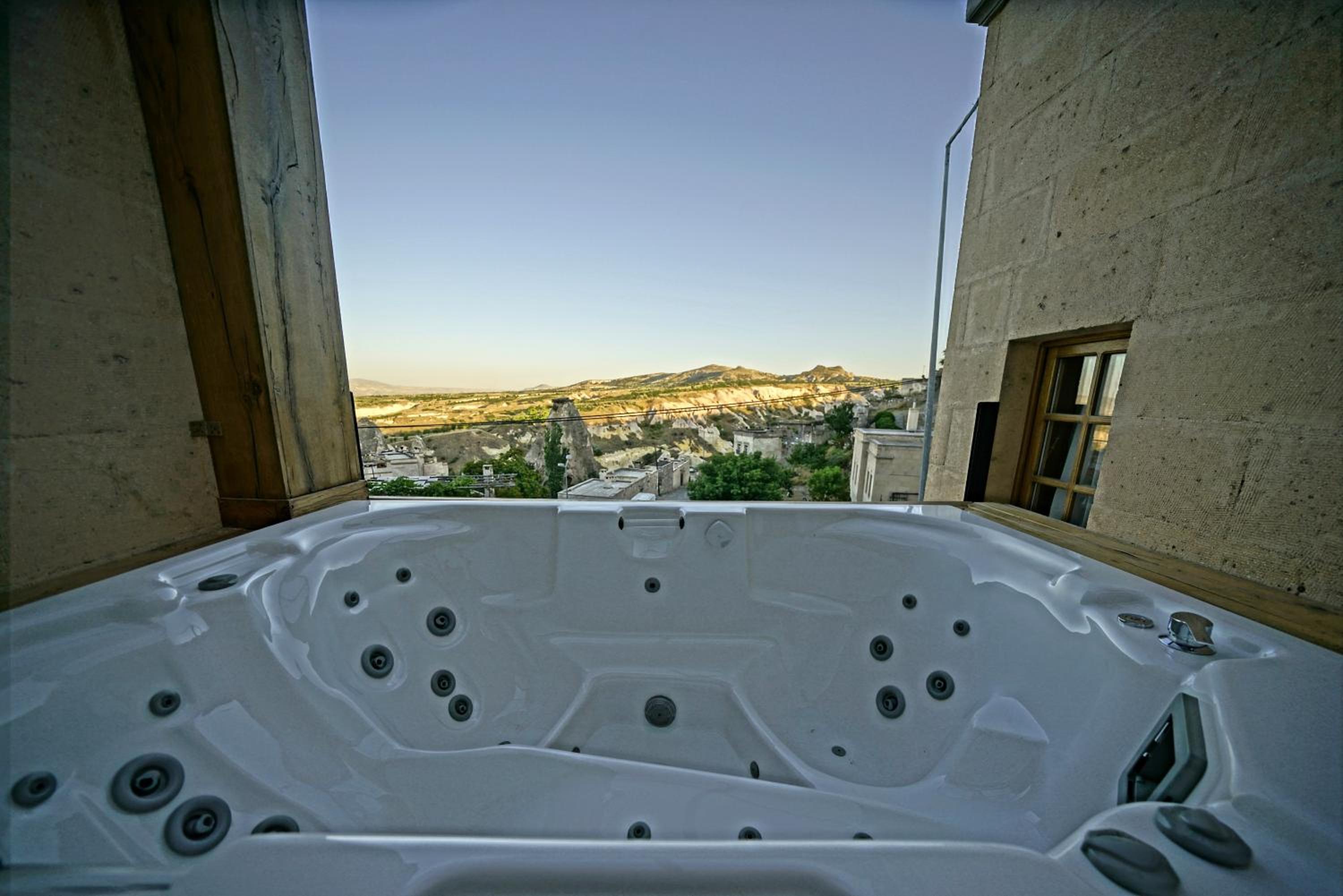 Duplex Suite - Photo 3