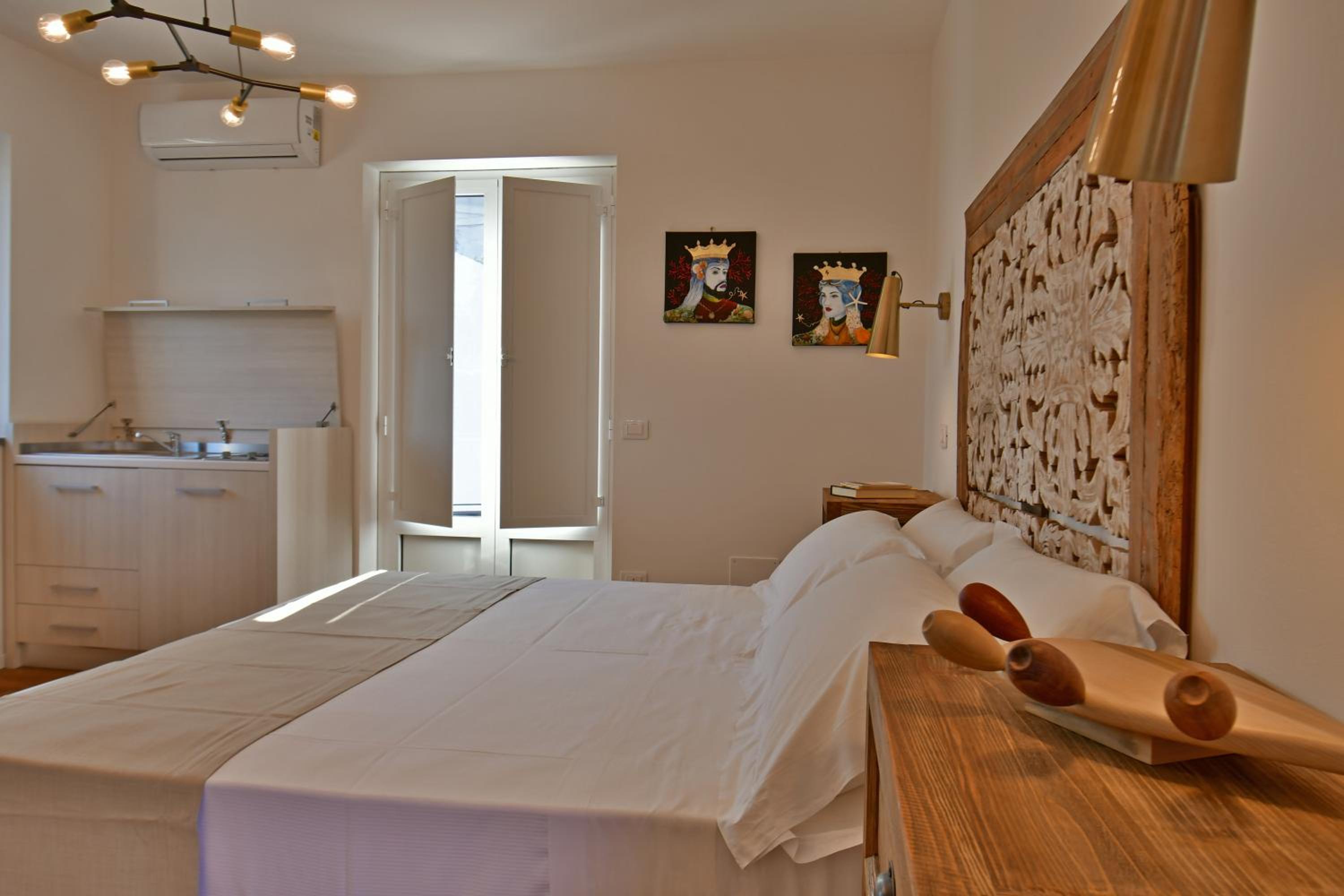 Studio with Terrace - Photo 3