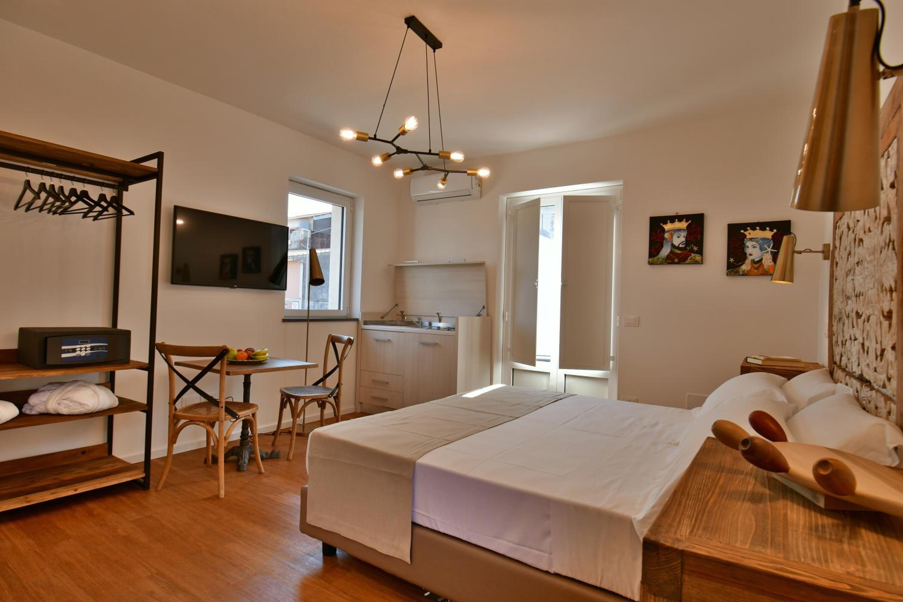 Studio with Terrace - Photo 6