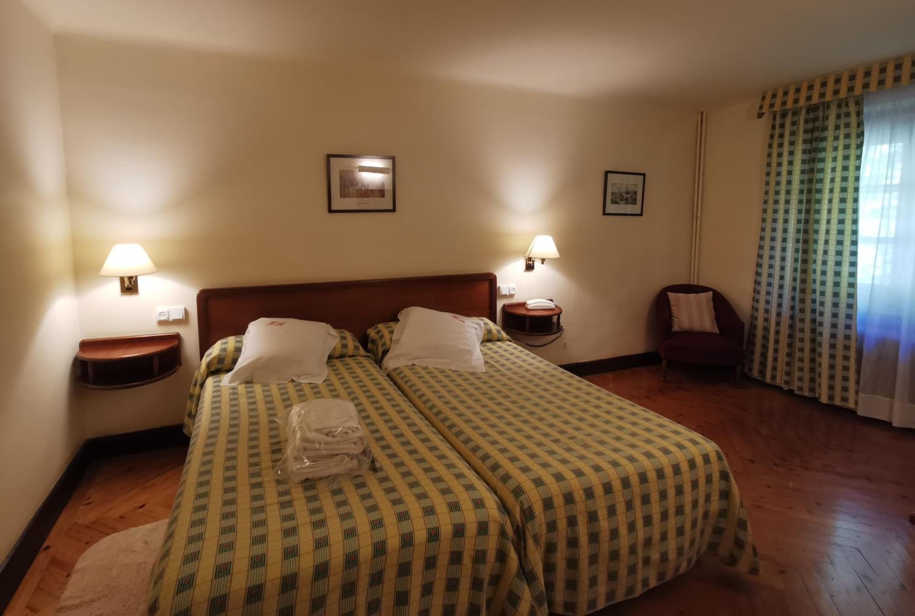 Double or Twin Room photo 3