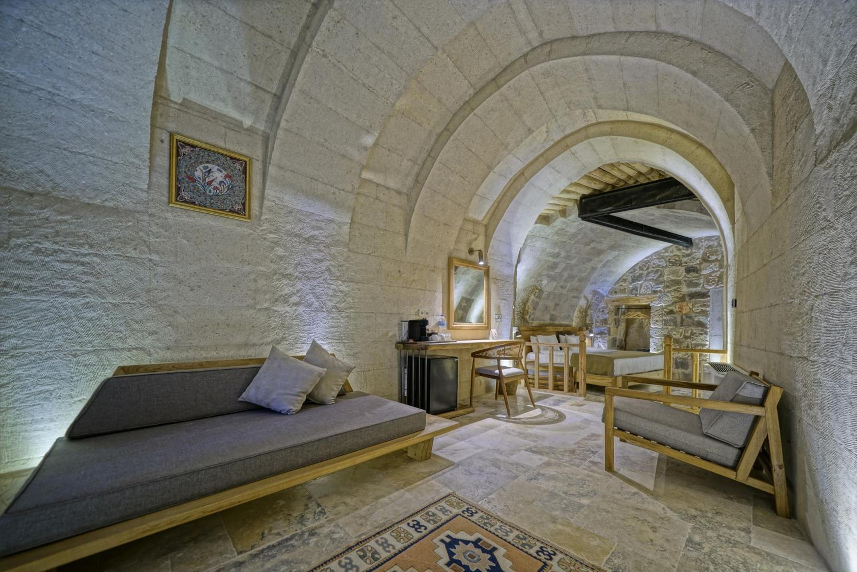 Suite Room - Photo 6