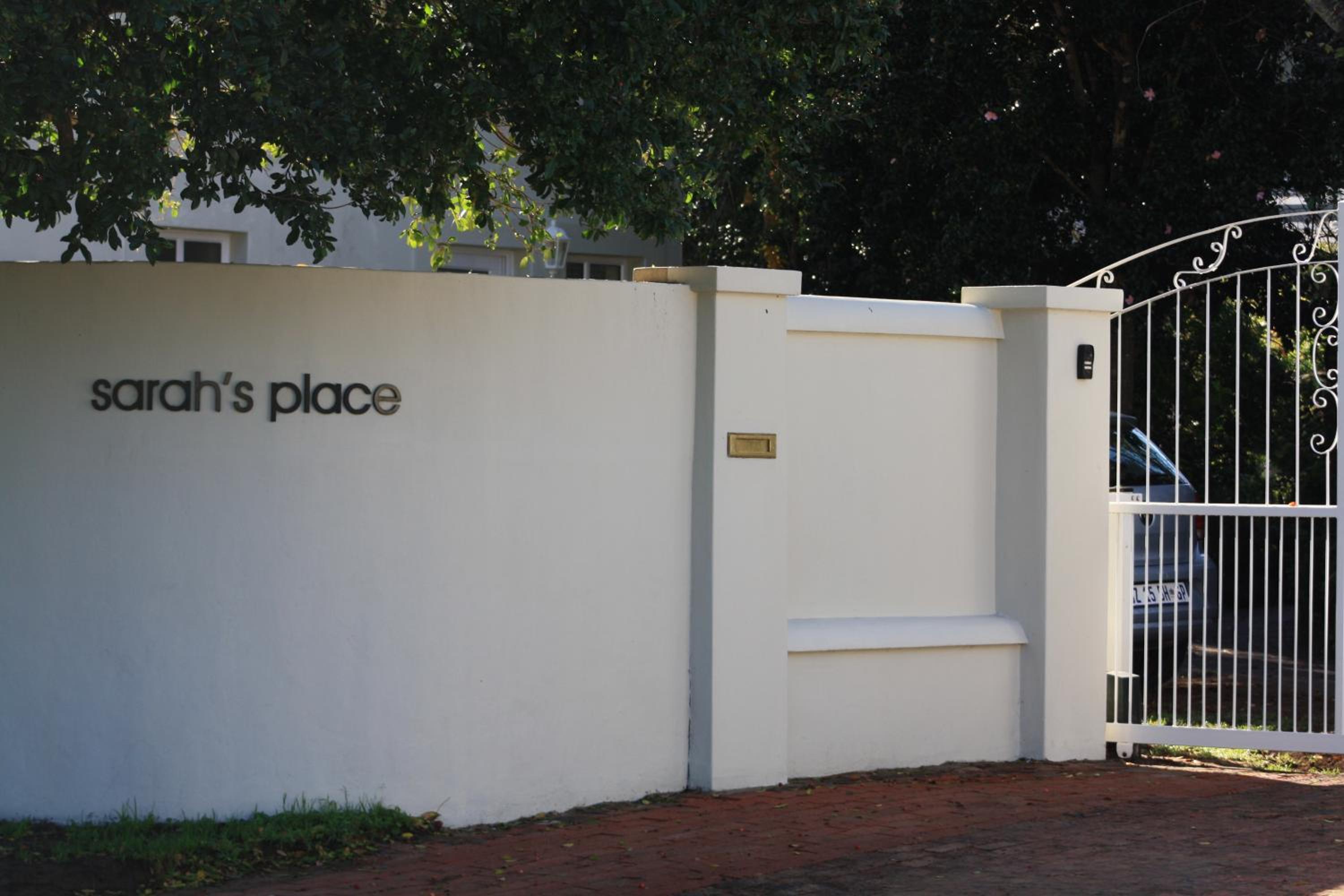 Deluxe Double or Twin Room with Garden View - Photo 12