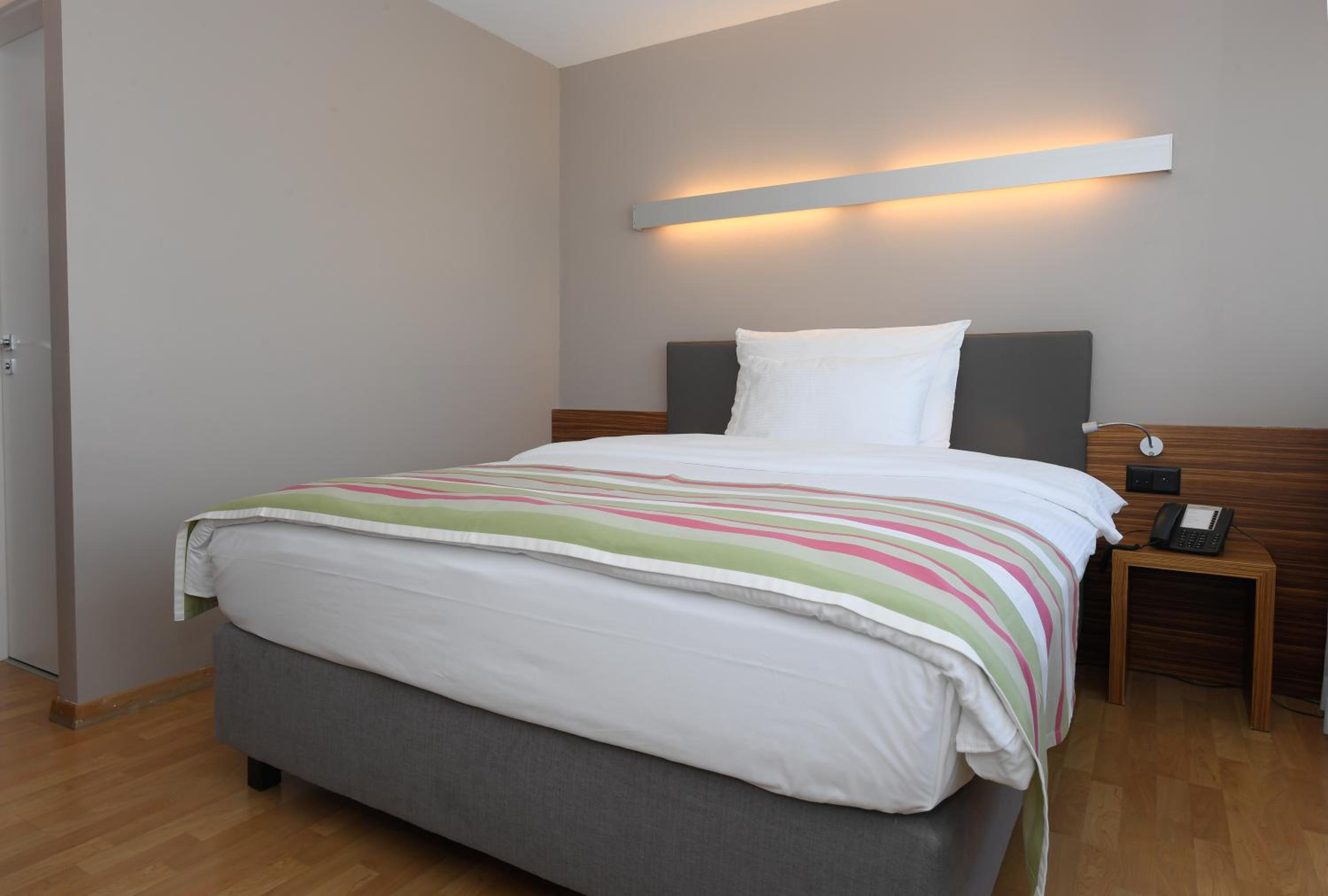 Standard Double Room photo 2