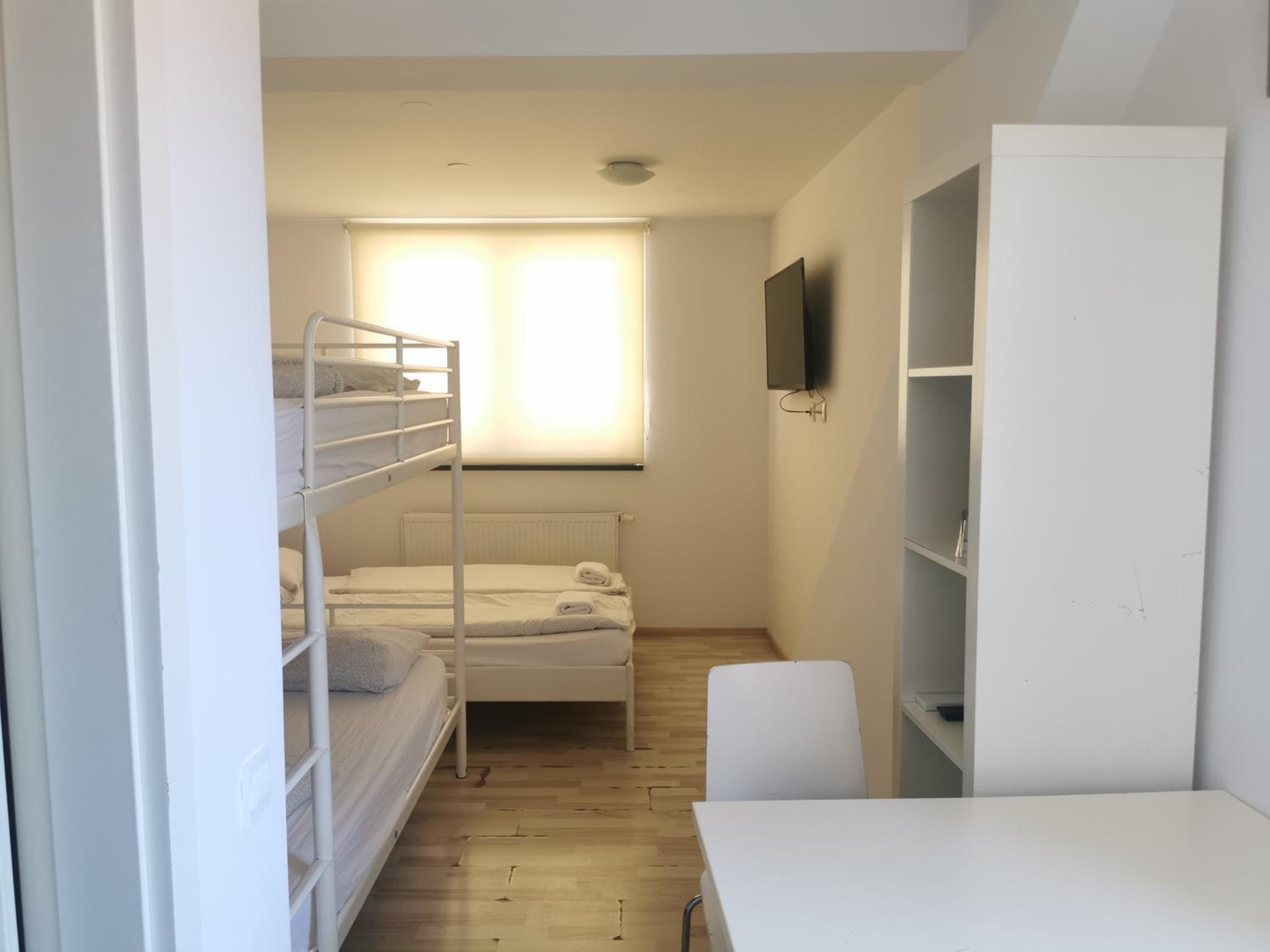 Quadruple Room - Photo 2