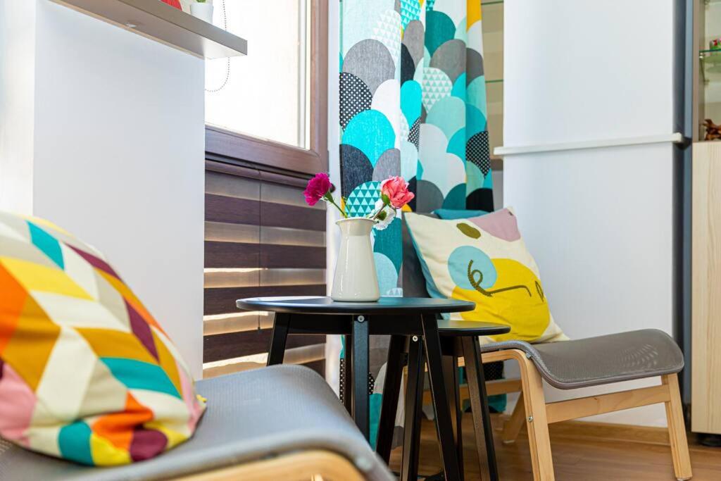 One-Bedroom Apartment - Photo 25