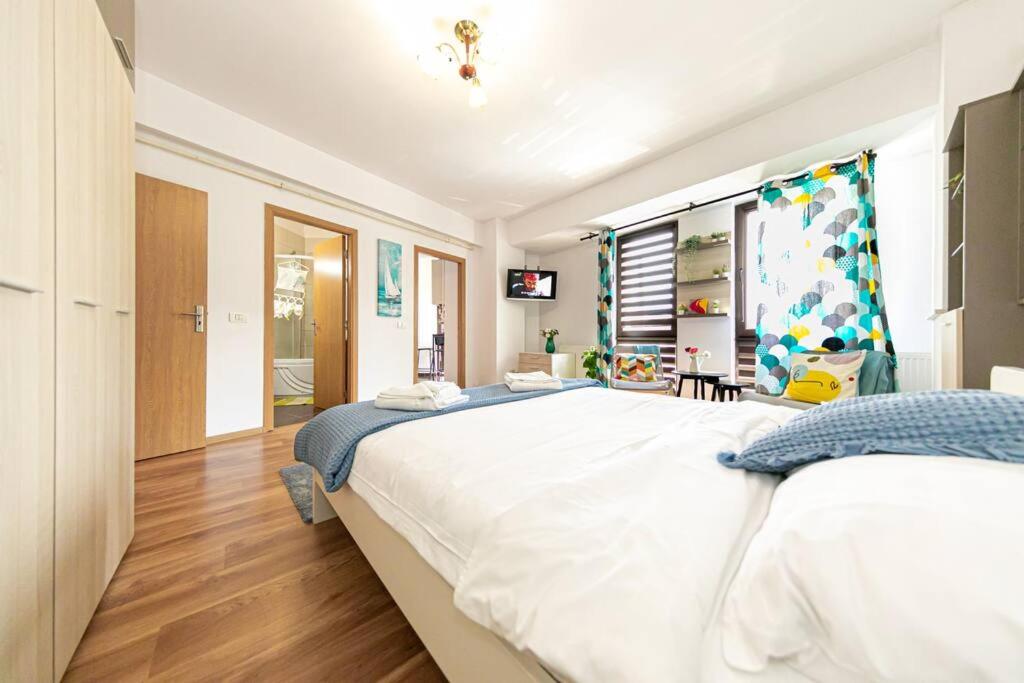 One-Bedroom Apartment - Photo 20