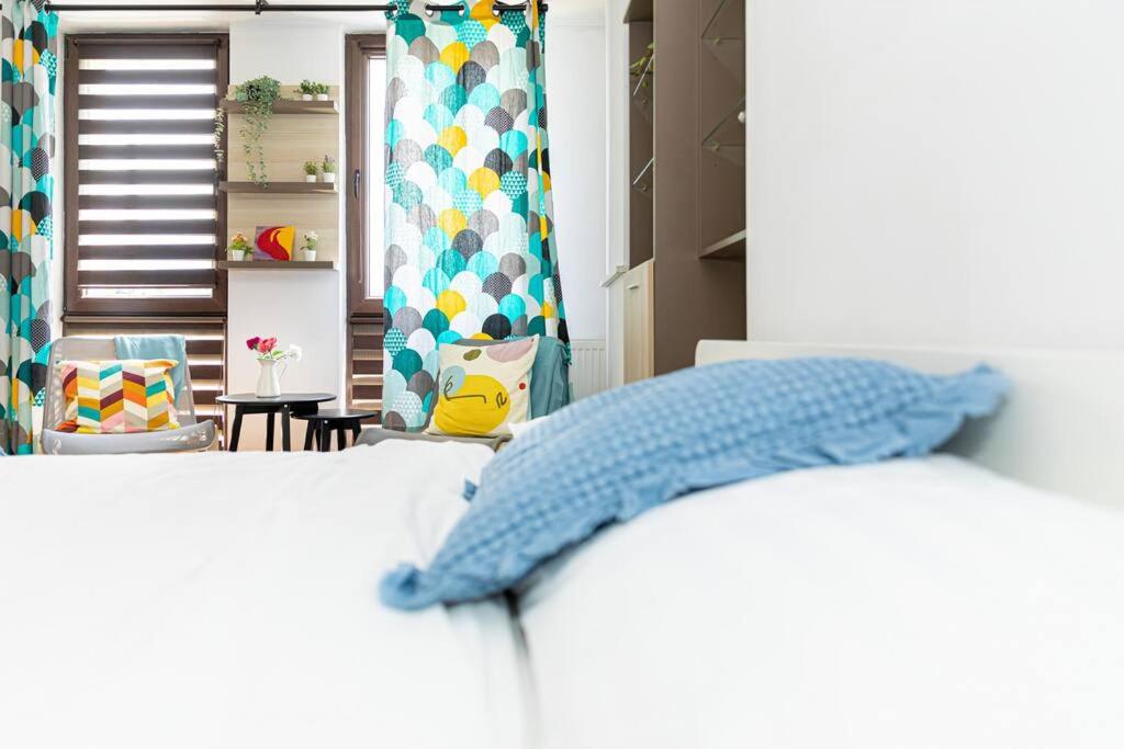 One-Bedroom Apartment - Photo 33