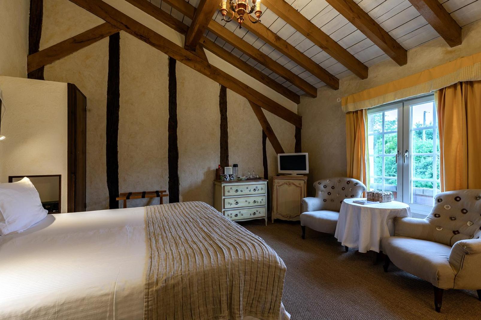 Double Room - Photo 3