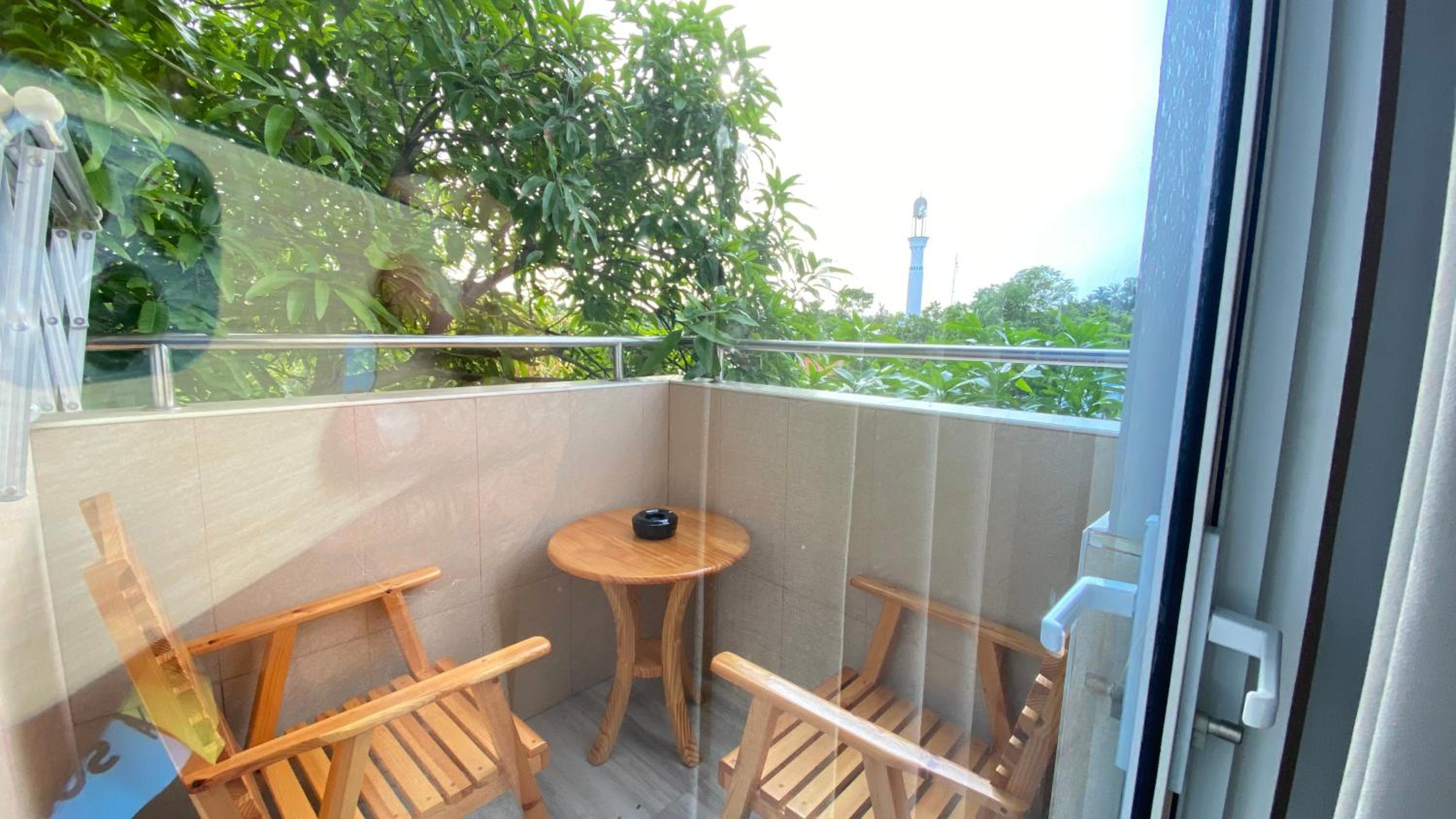 Deluxe Double Room with Balcony - Photo 2