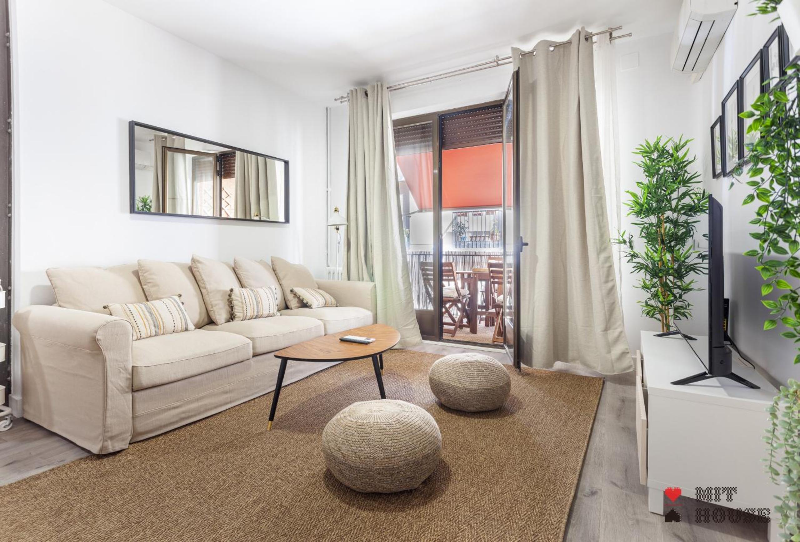 Cuatro habitaciones con diseño de terraza IV