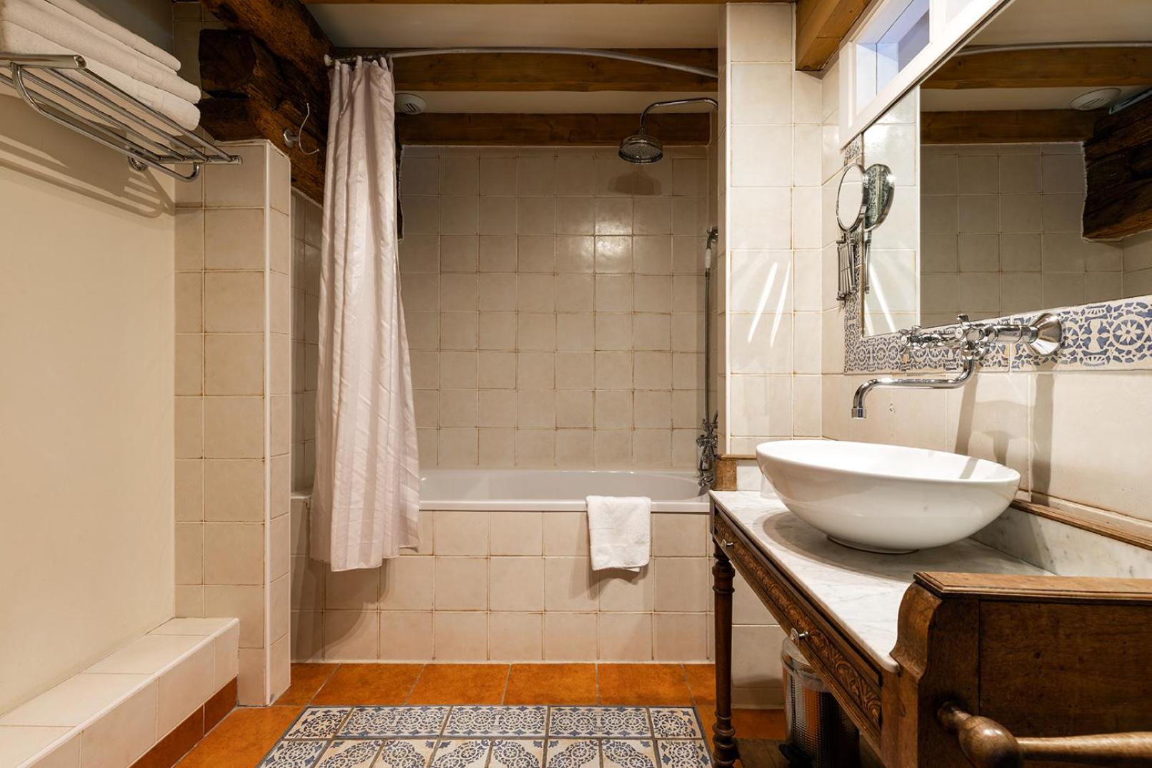 Superior Double Room - Photo 14