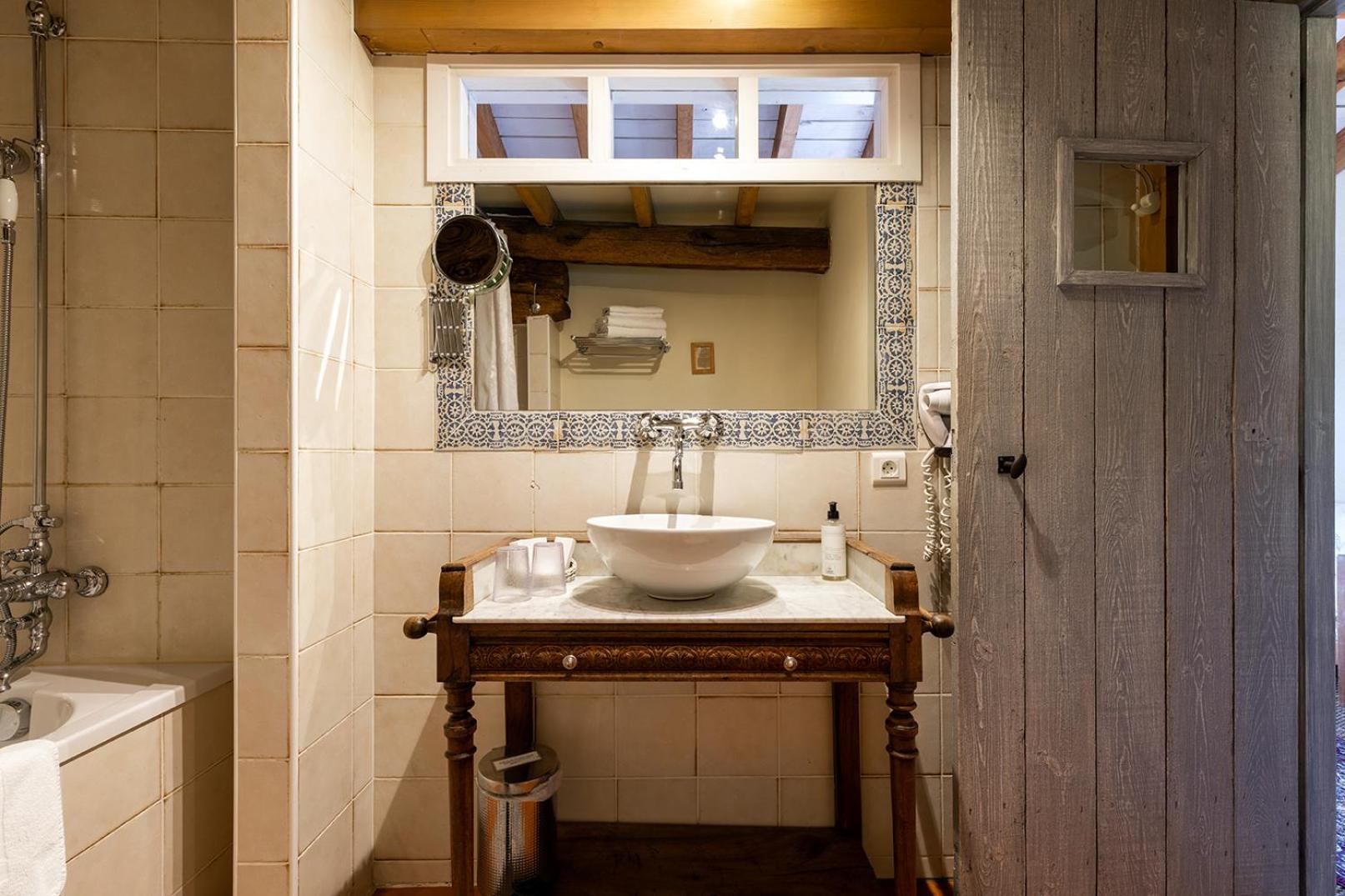Superior Double Room - Photo 13