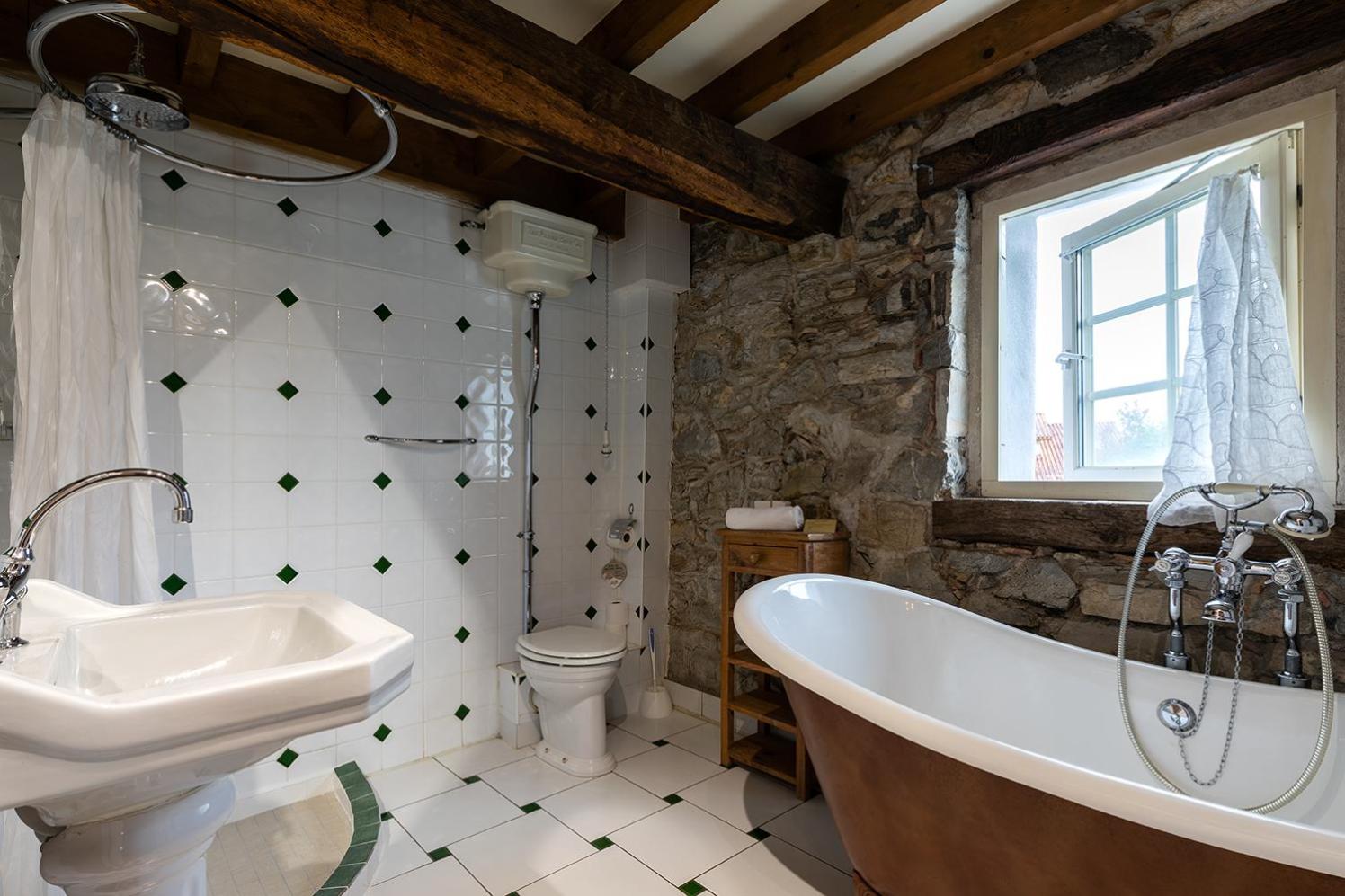 Superior Double Room - Photo 10