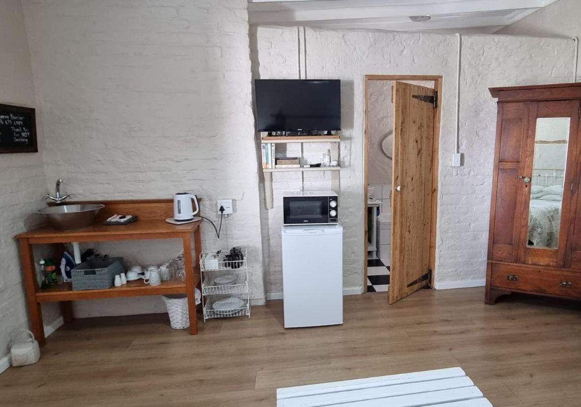 Family Room photo 2