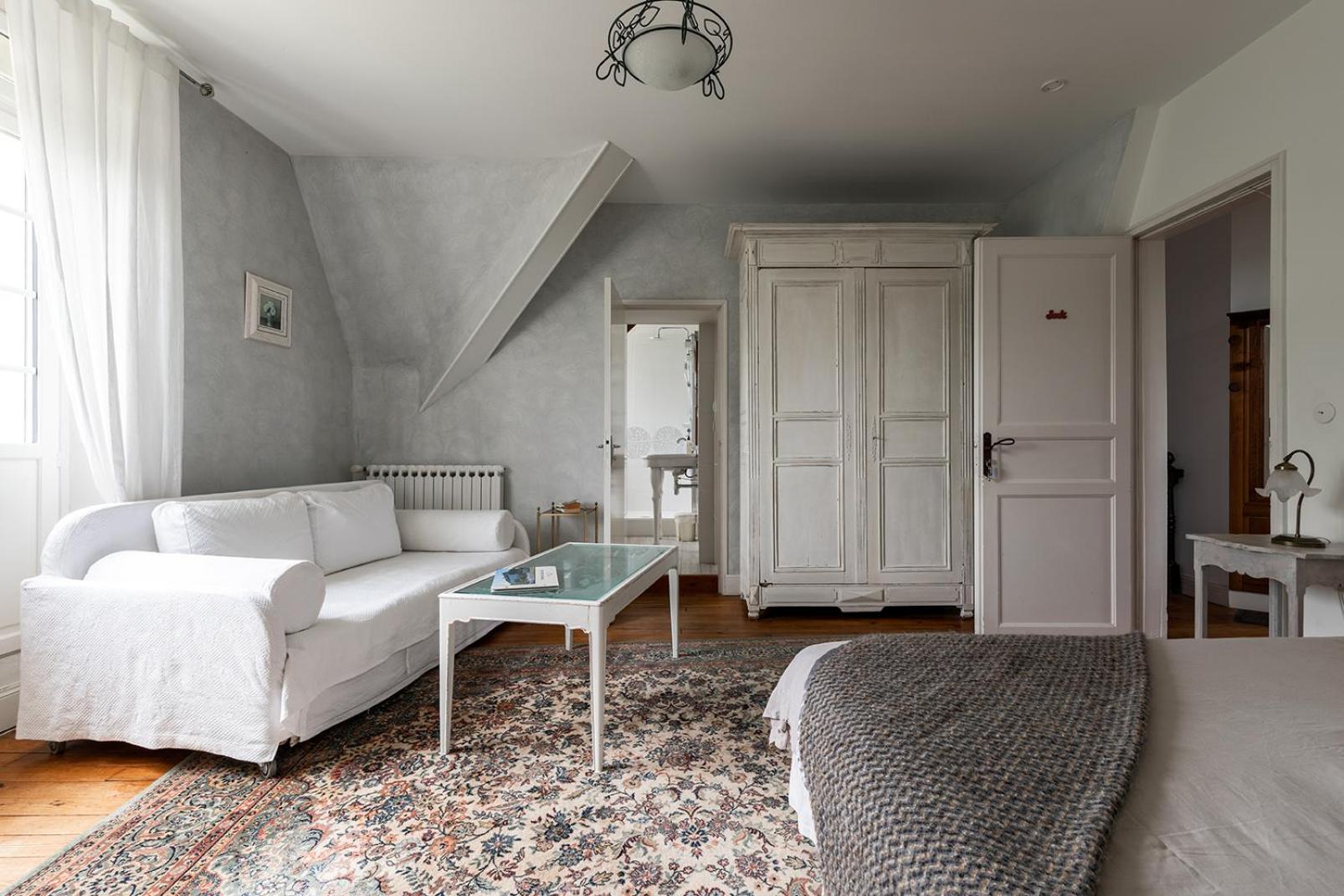 Superior Double Room - Photo 4
