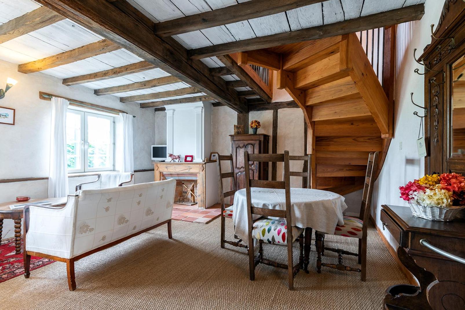 Suite - Photo 5