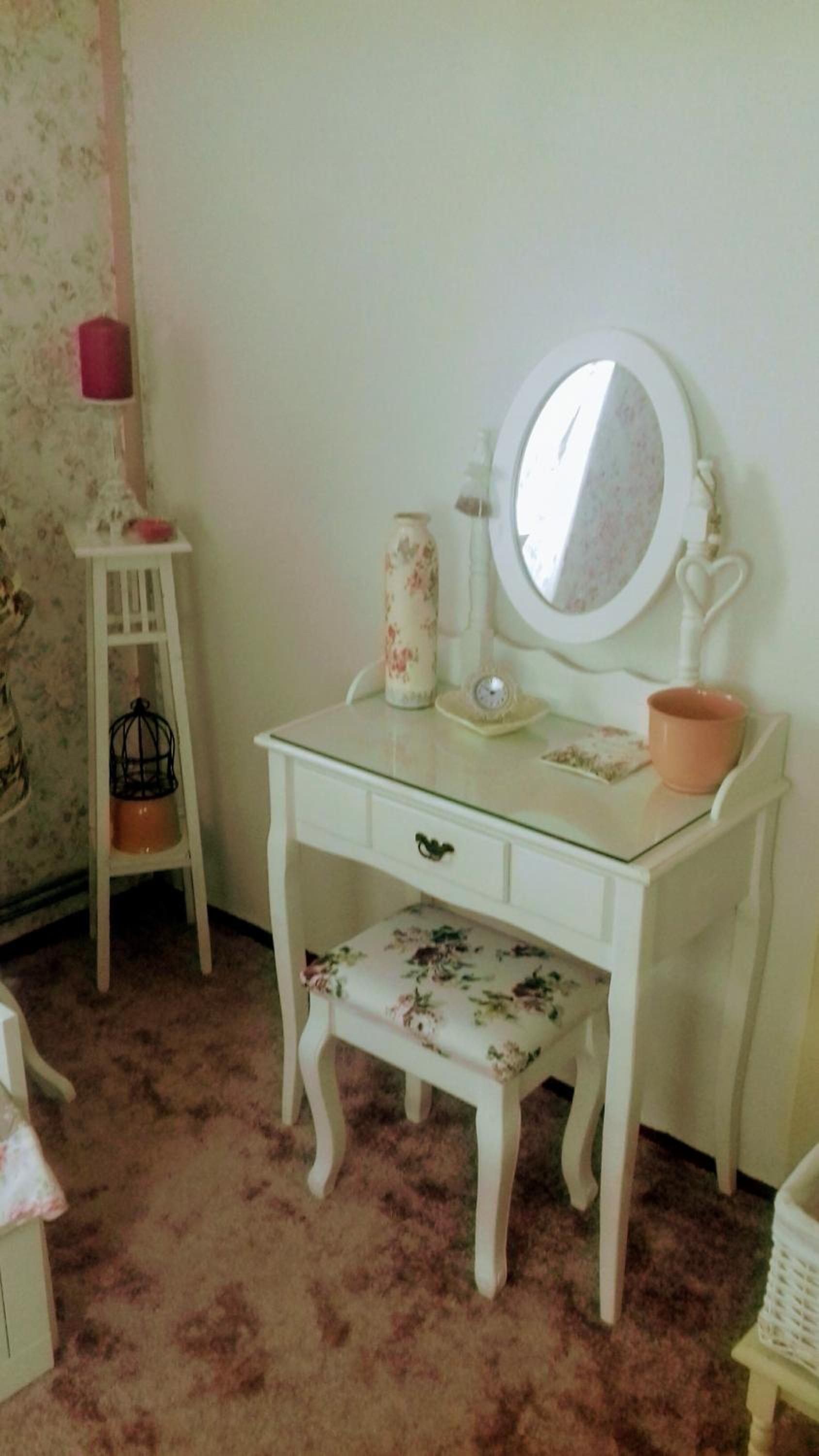 Three-Bedroom House - Photo 26