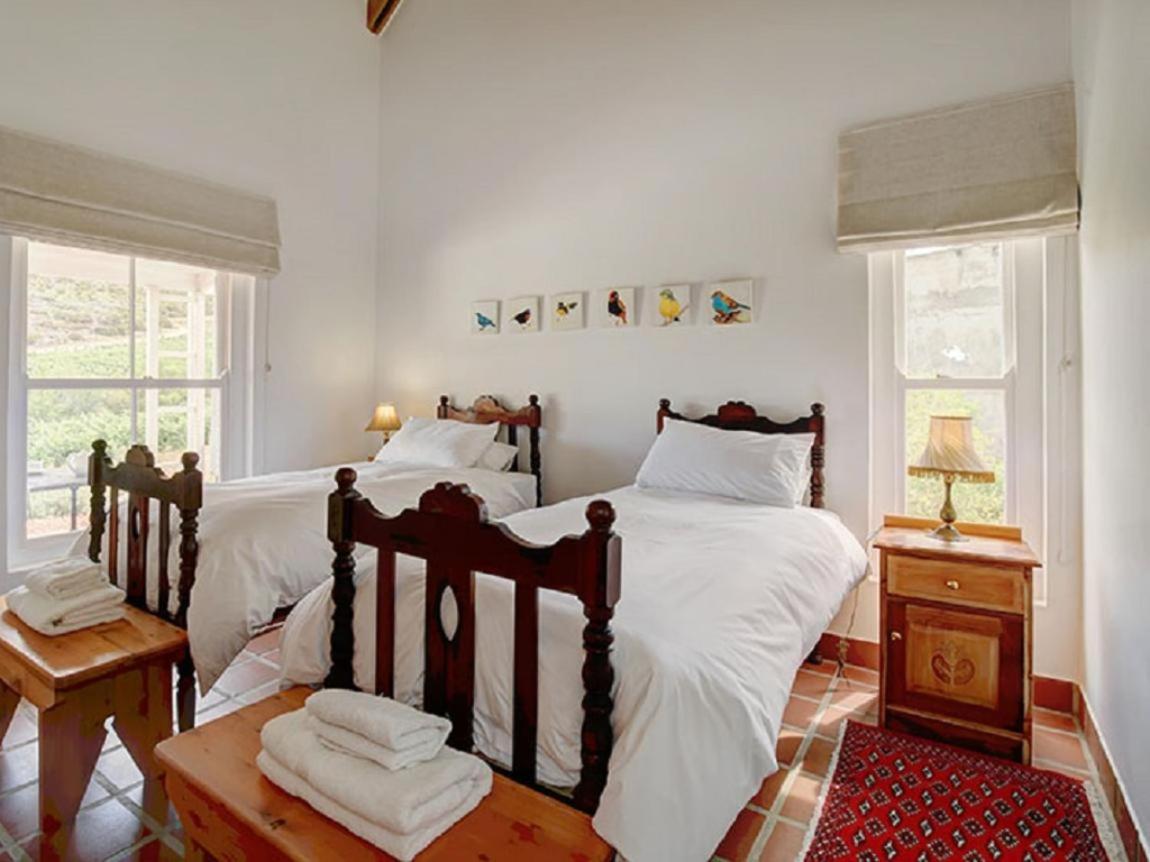 Basic Holiday Home - Photo 5
