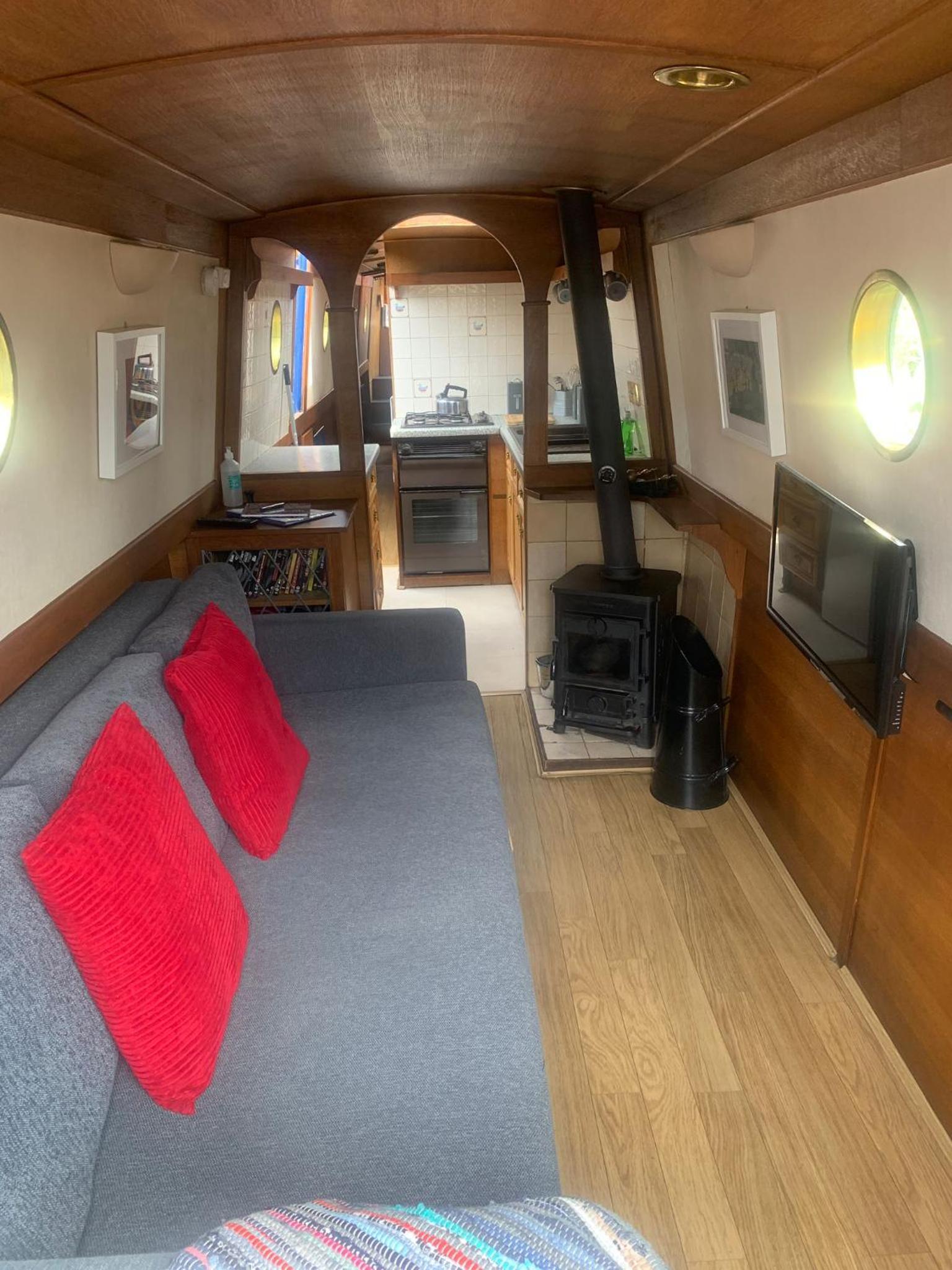 Mobile Home photo 3