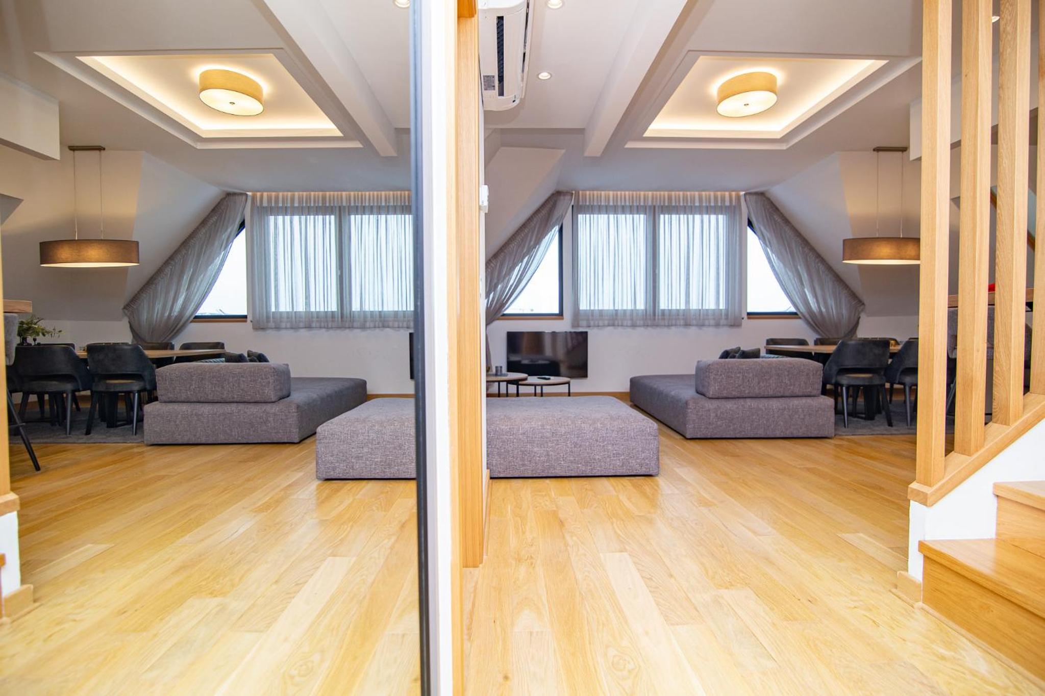 Duplex Apartment - Photo 3