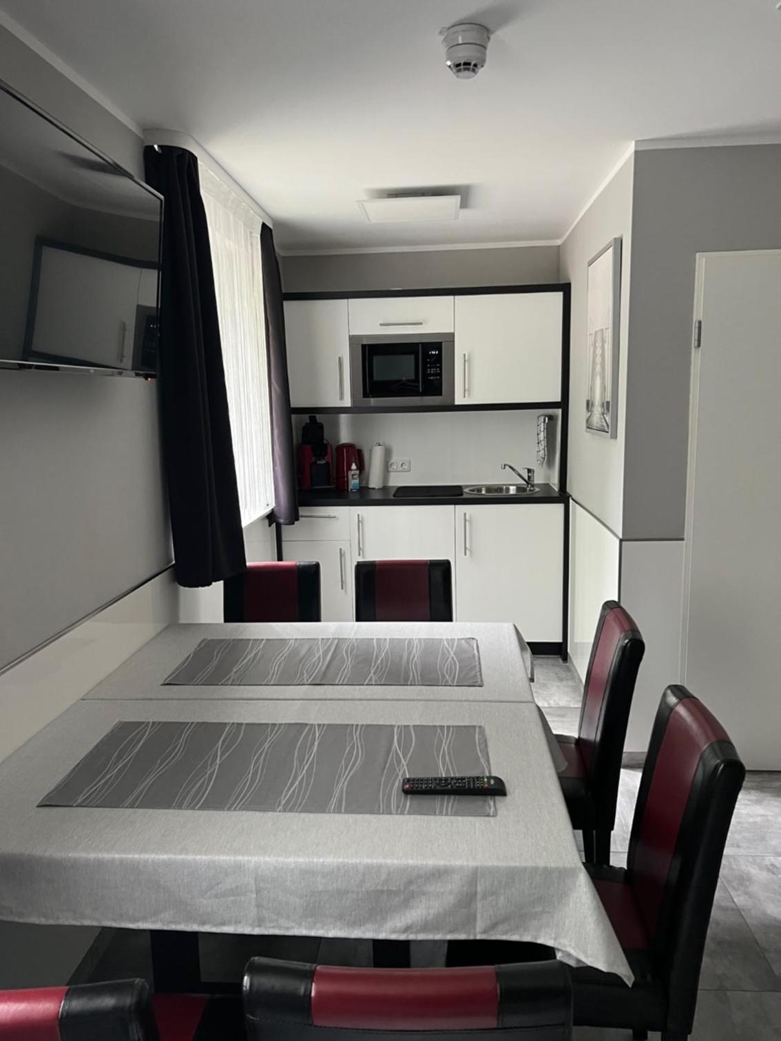 Apartment - Split Level photo 3