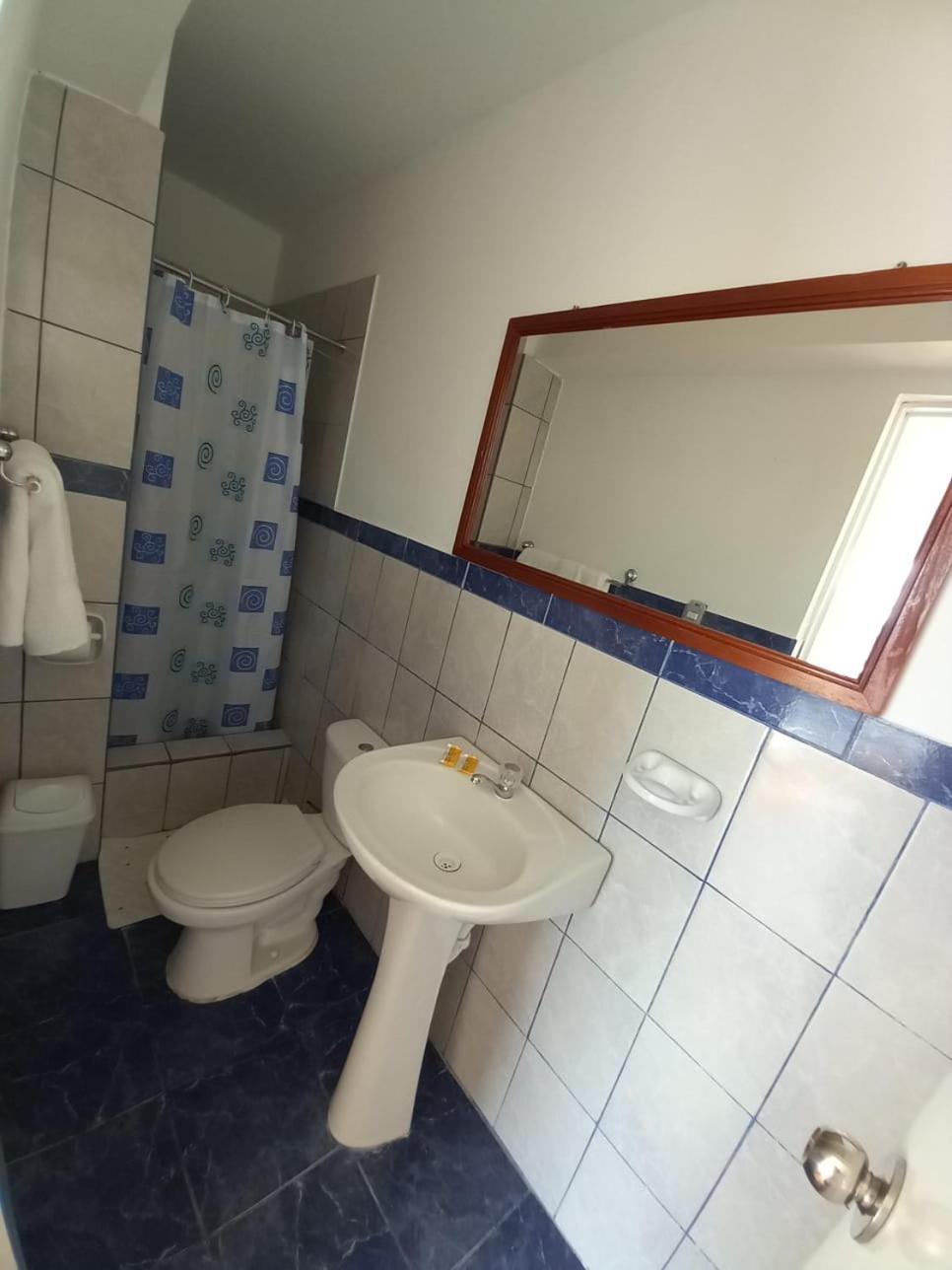 Standard Twin Room with Sea View photo 2